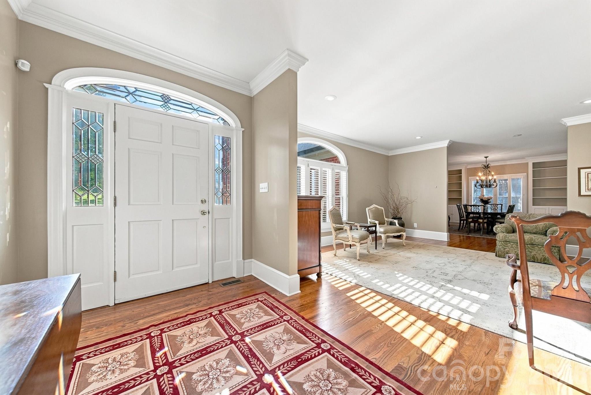 1515 8th Street NW — Hickory