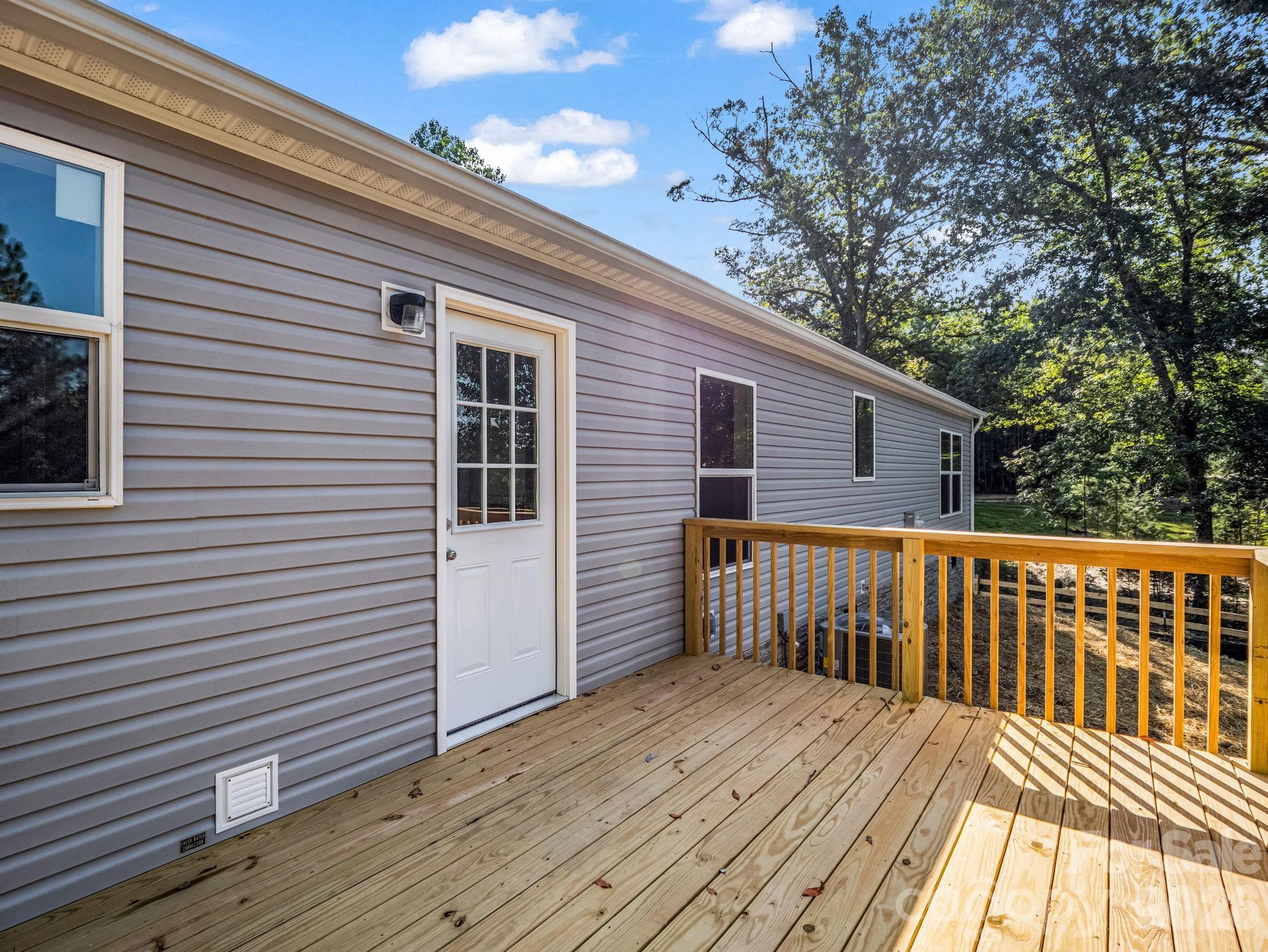 339 Bobby Mckinney Road — Union Mills