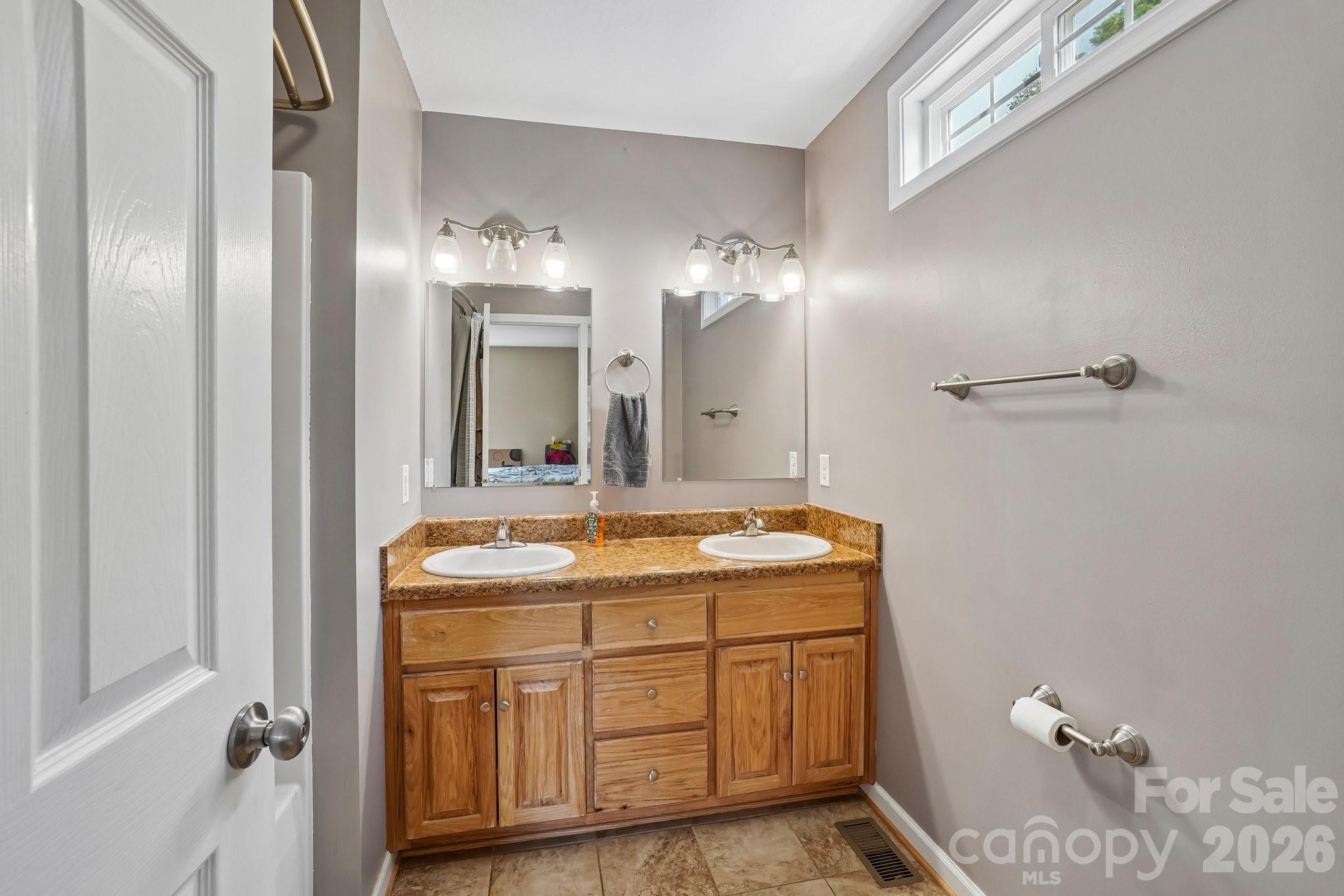3604 Deerbrook Road — Lenoir