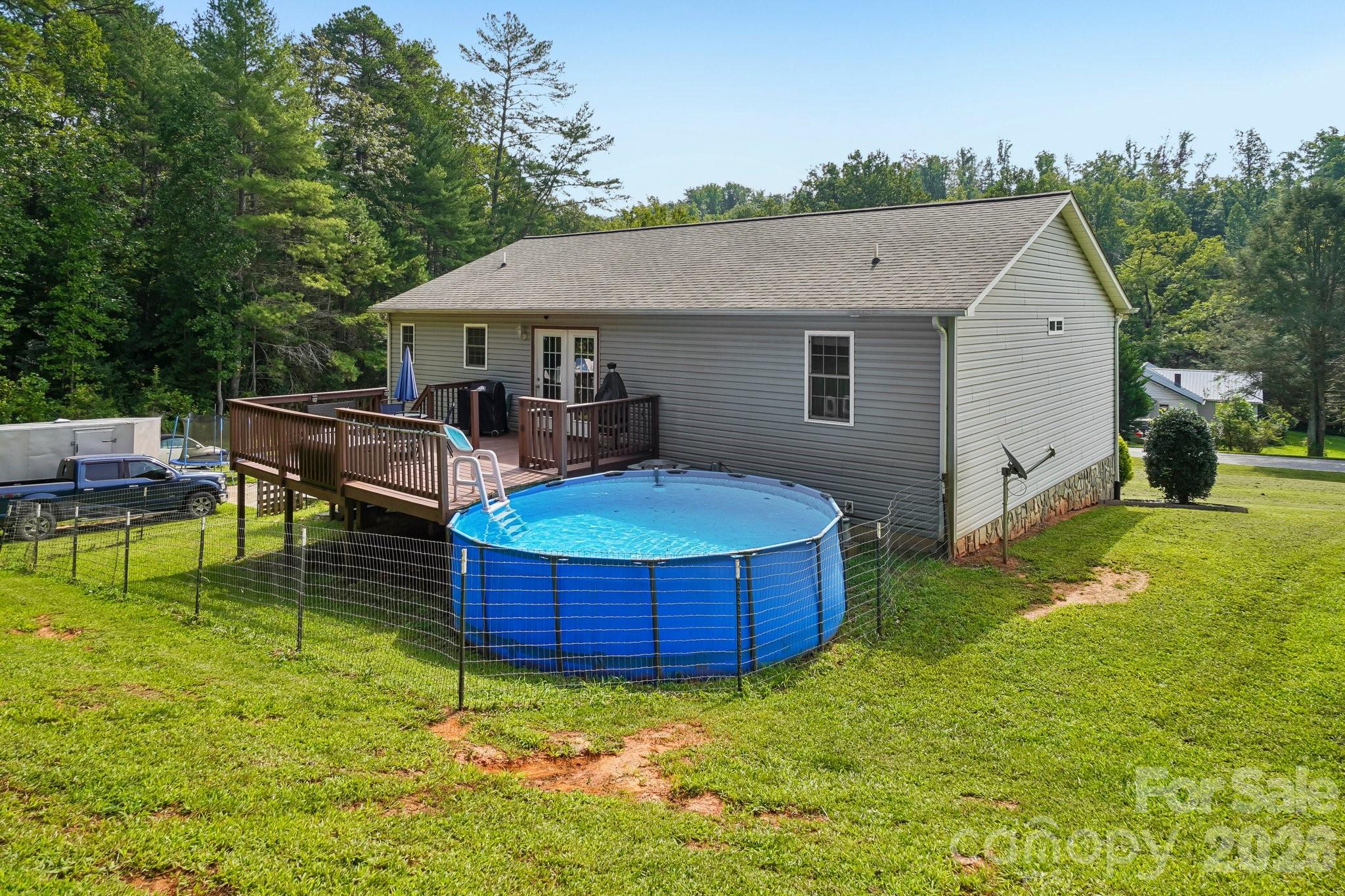 3604 Deerbrook Road — Lenoir