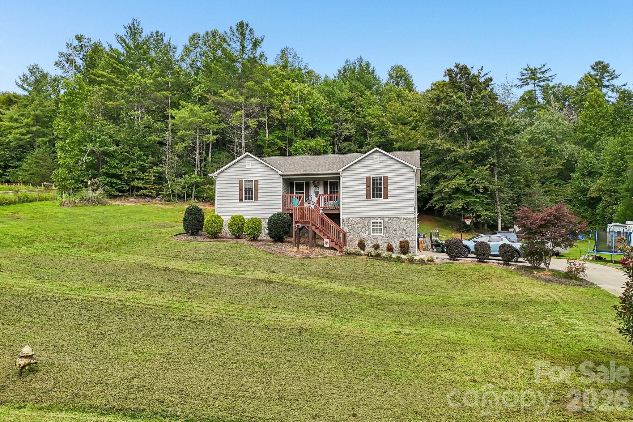 3604 Deerbrook Road — Lenoir