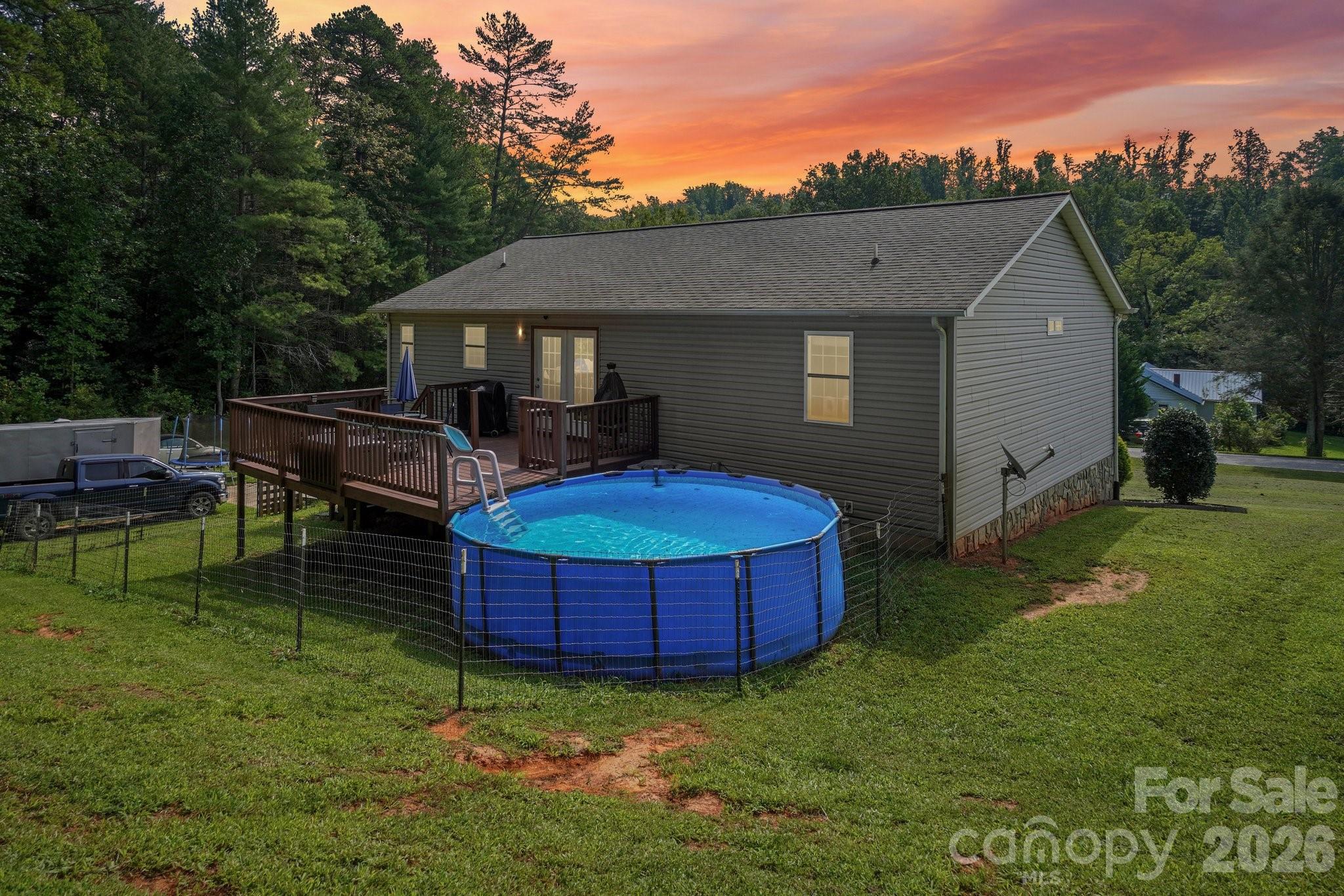 3604 Deerbrook Road — Lenoir