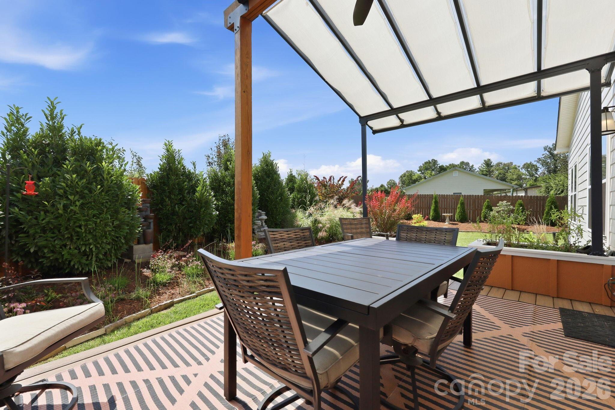 112 Upper Grove Lane — Weaverville