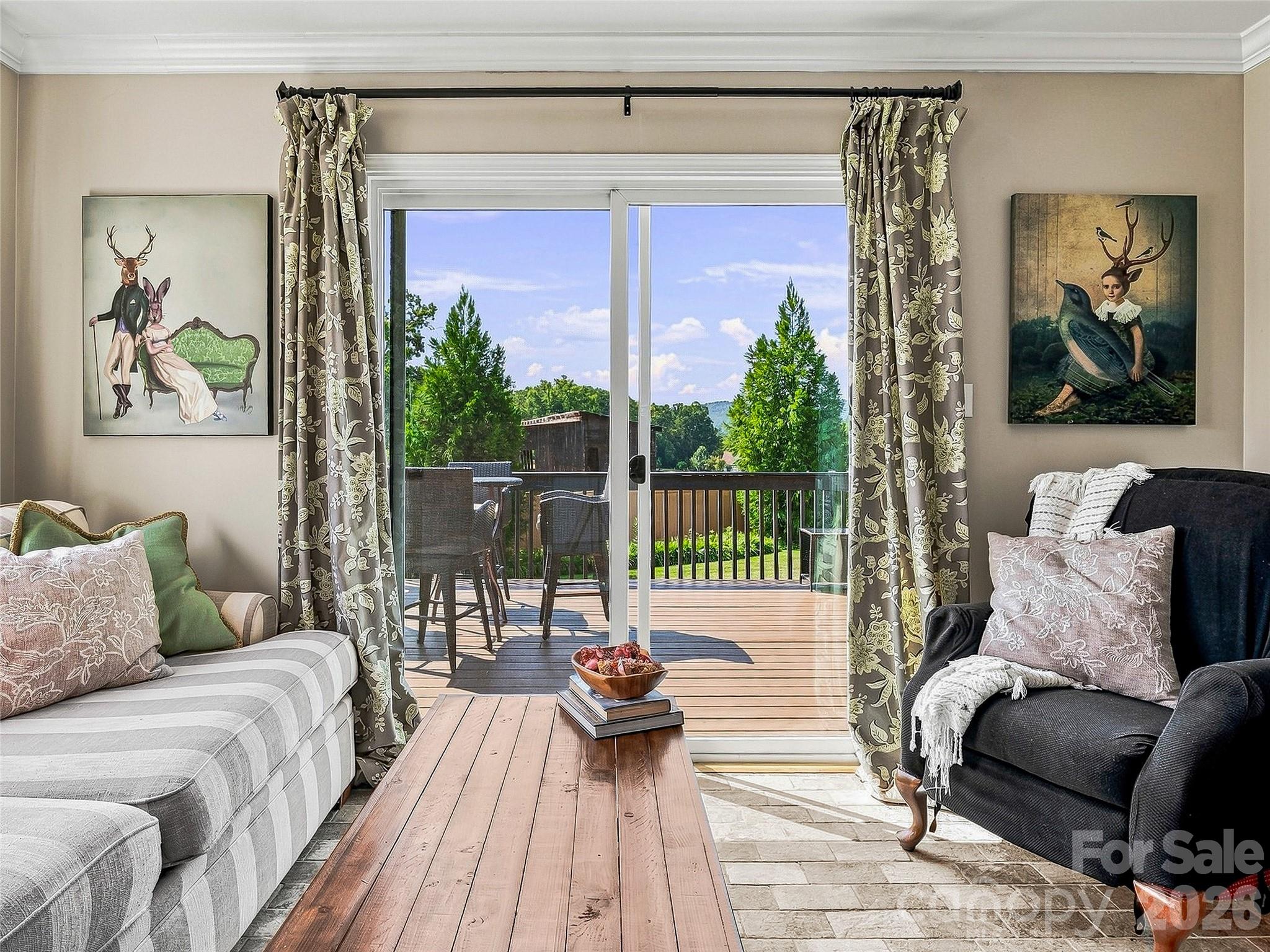 41 Forest Knoll Drive — Weaverville