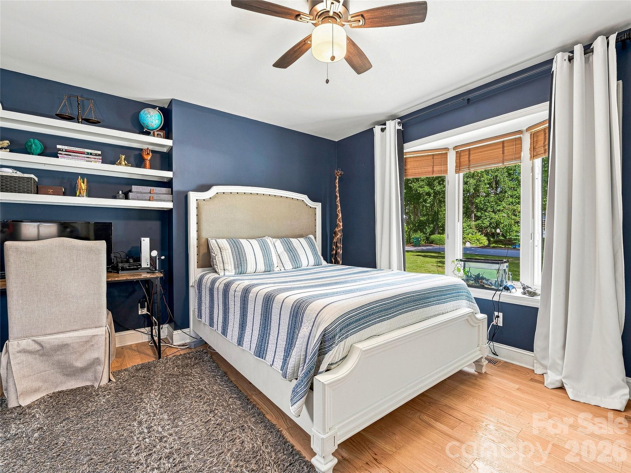 41 Forest Knoll Drive — Weaverville