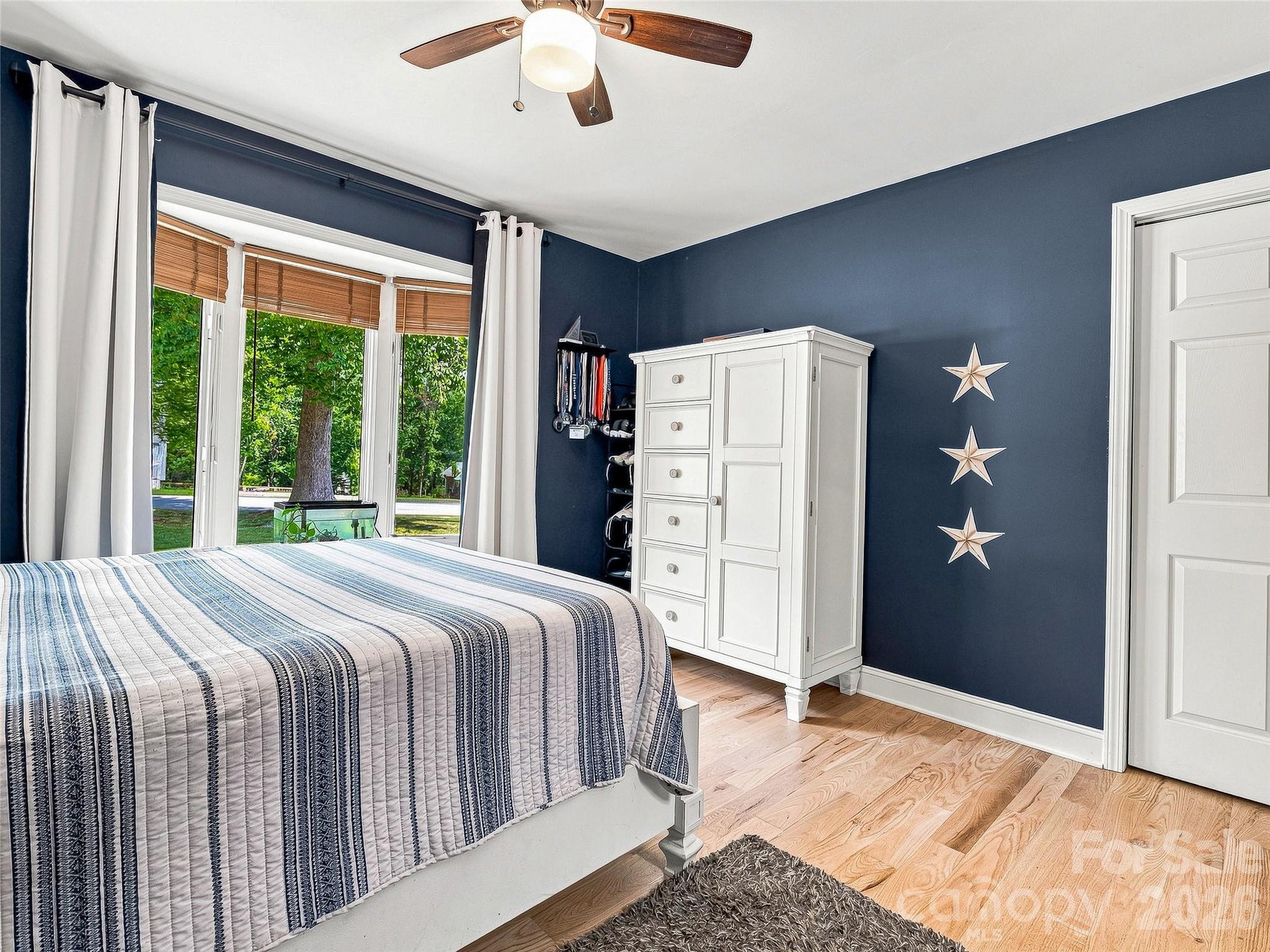 41 Forest Knoll Drive — Weaverville