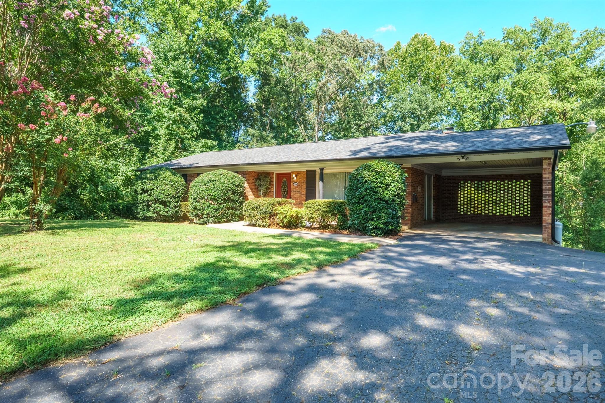 2300 Brookwood Road — Lincolnton
