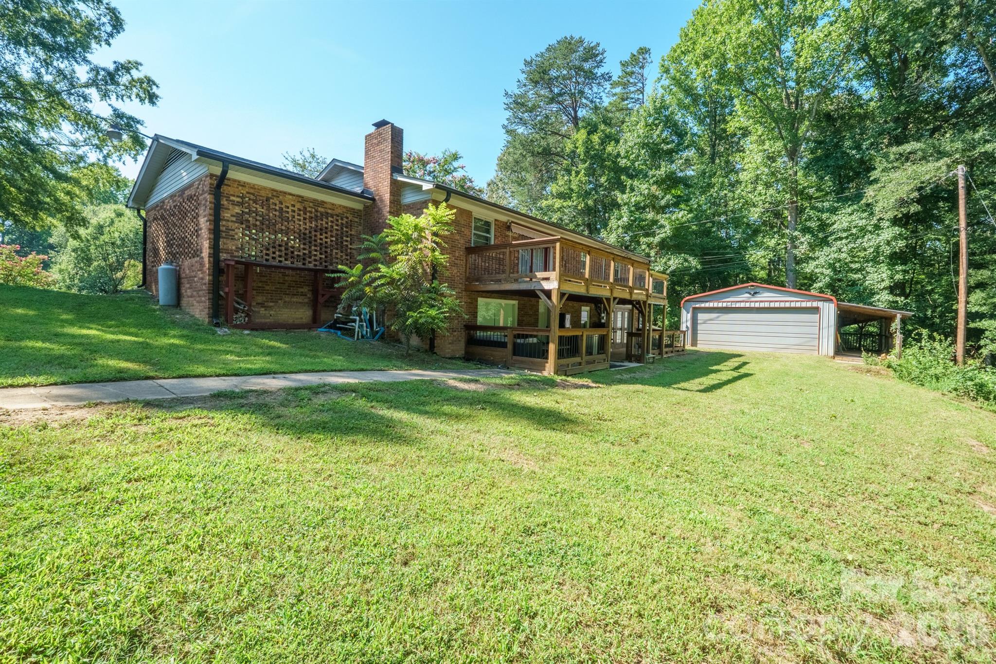 2300 Brookwood Road — Lincolnton
