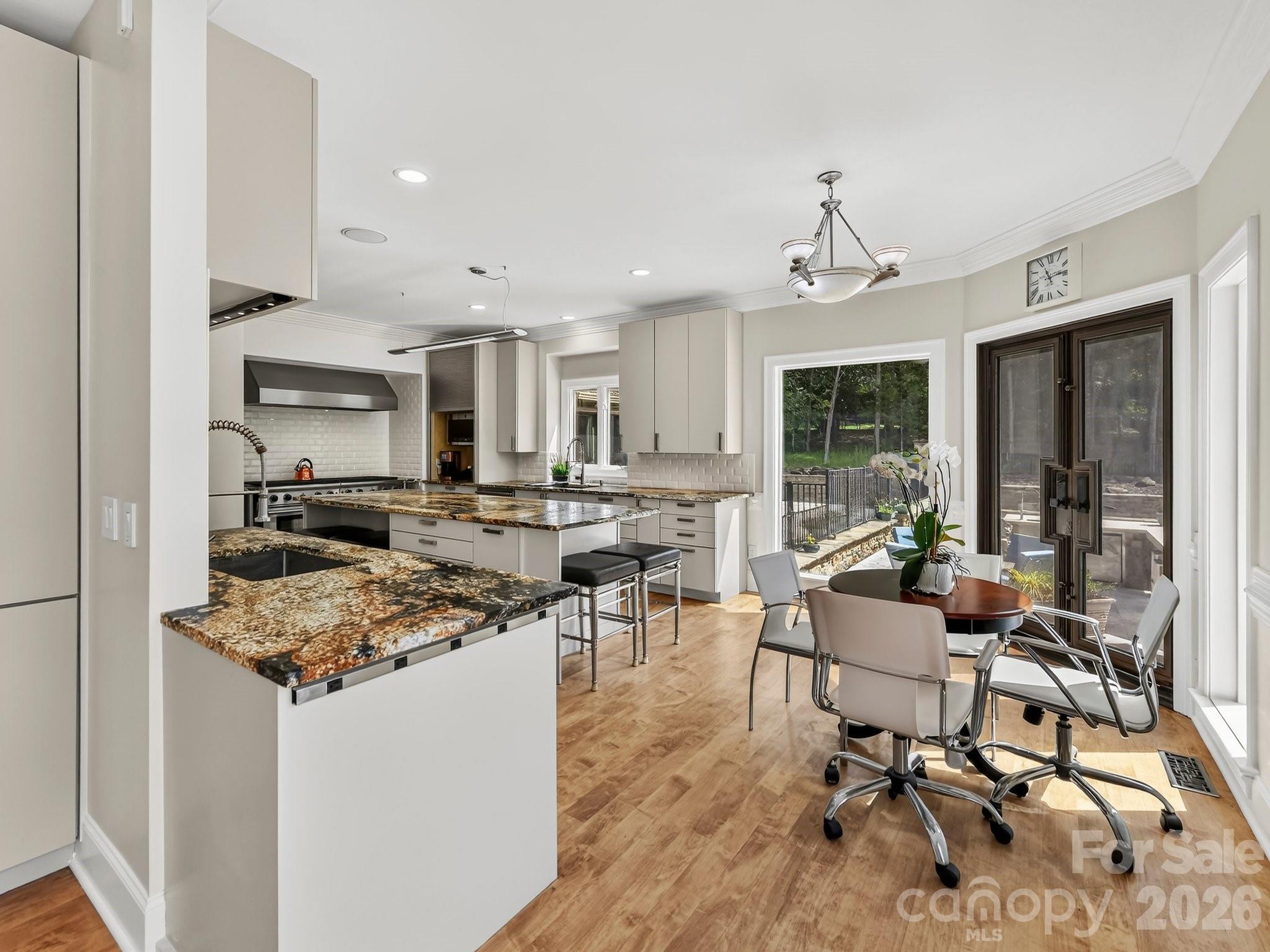 2723 Providence Pine Lane — Charlotte