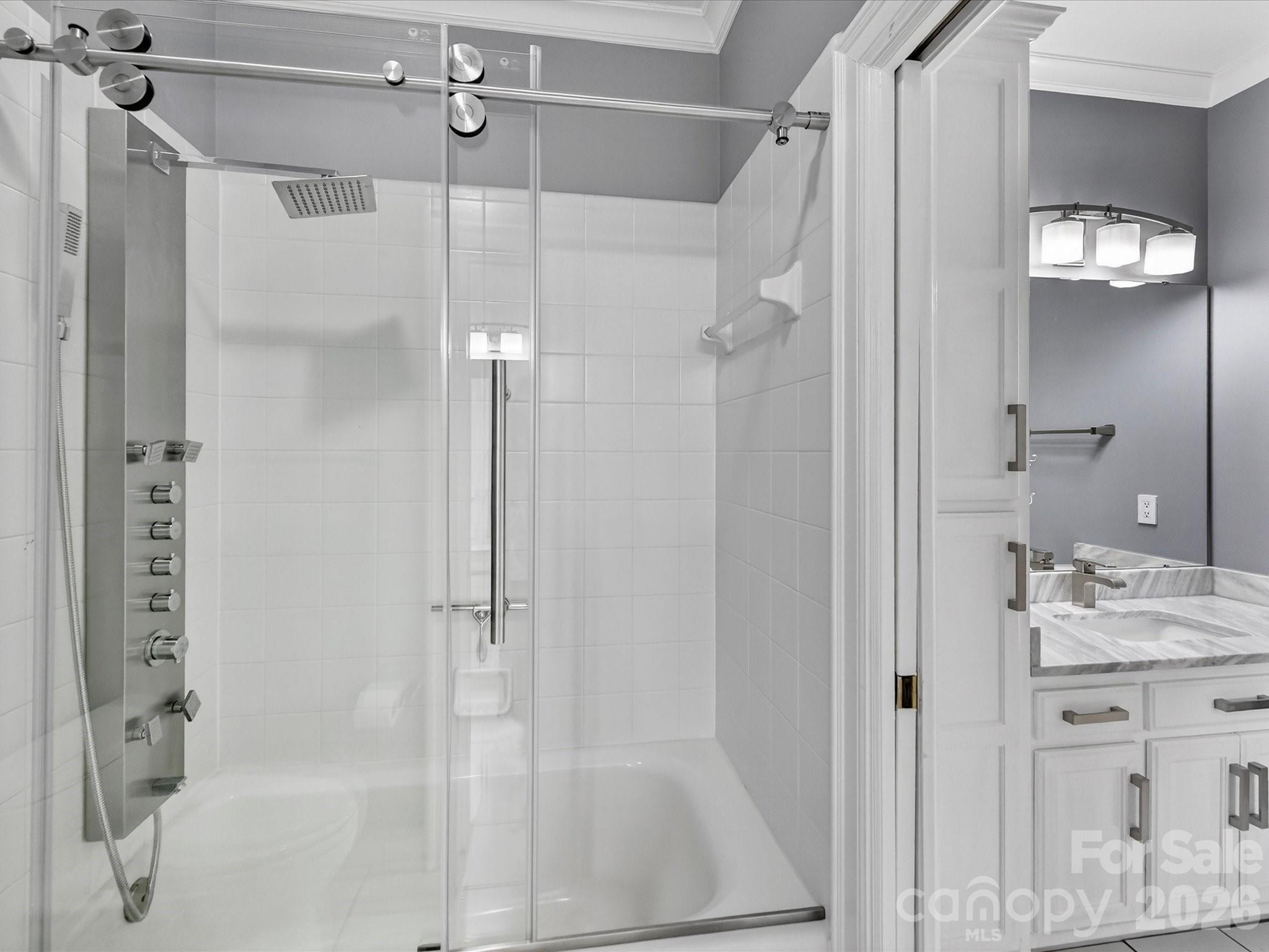 2723 Providence Pine Lane — Charlotte