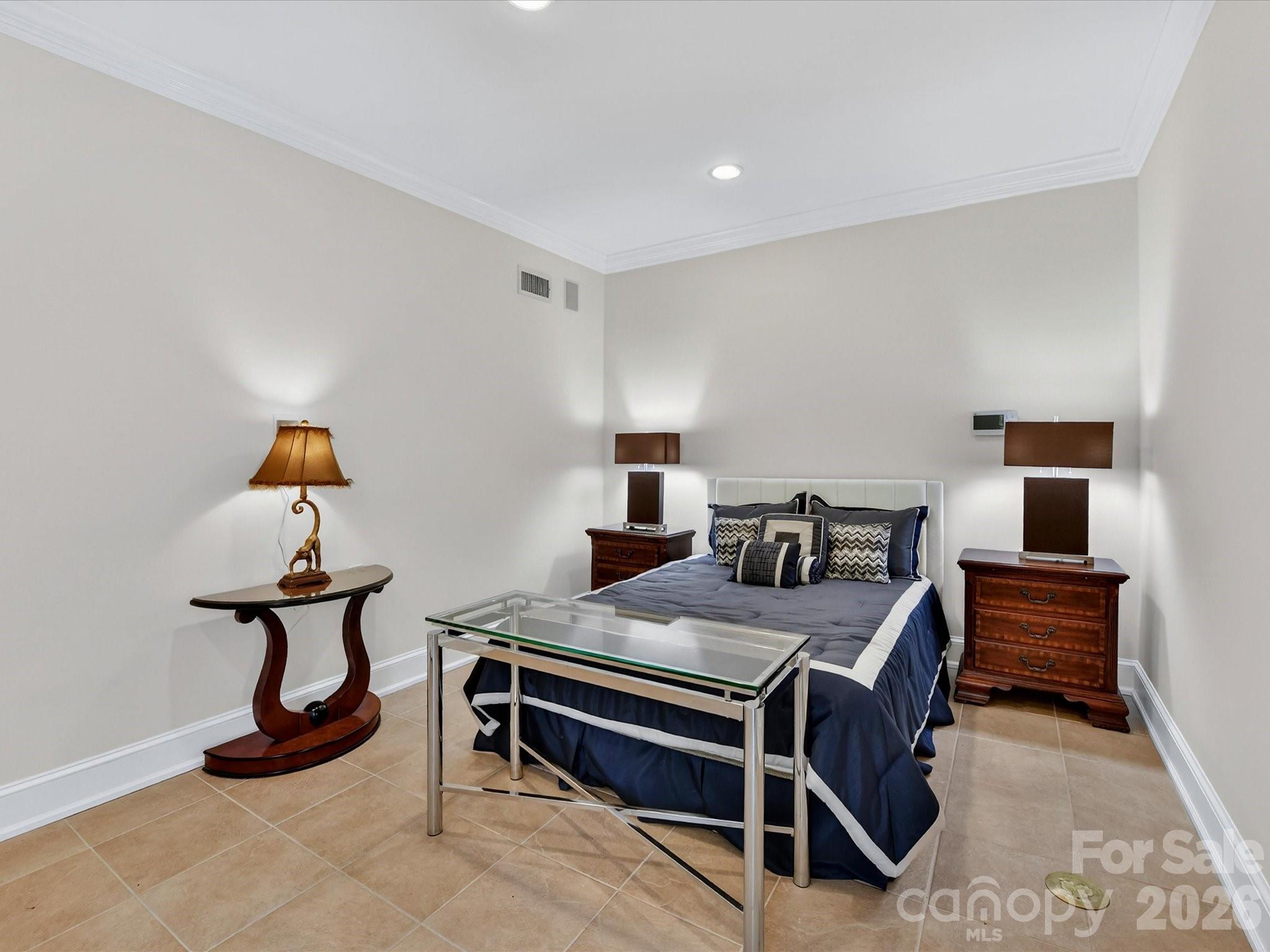2723 Providence Pine Lane — Charlotte