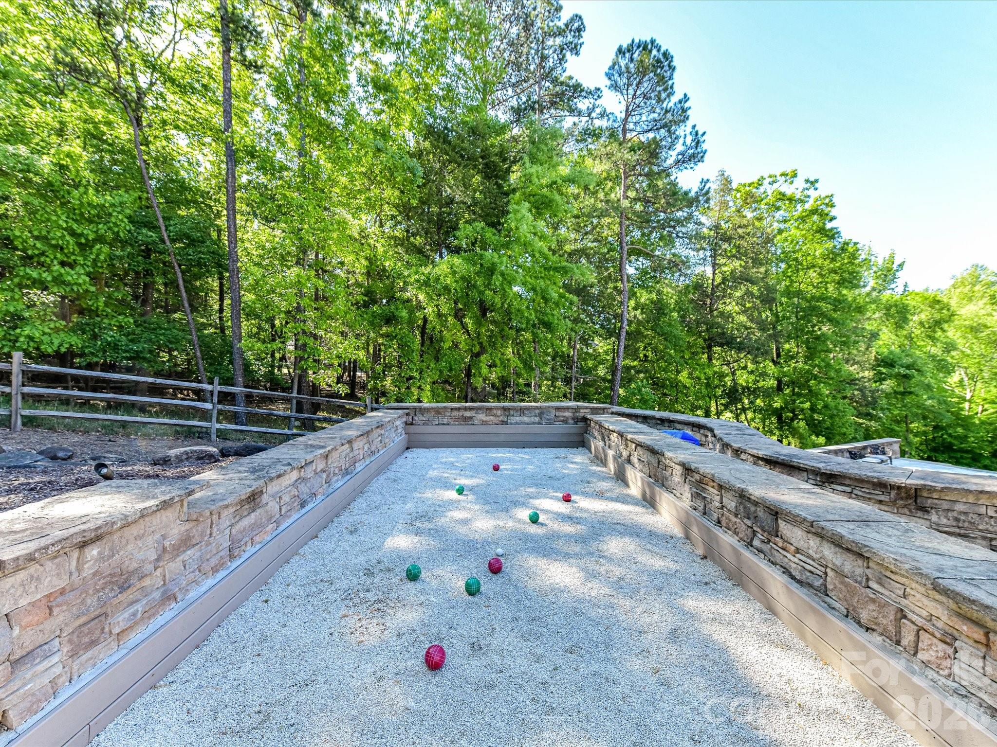 2723 Providence Pine Lane — Charlotte