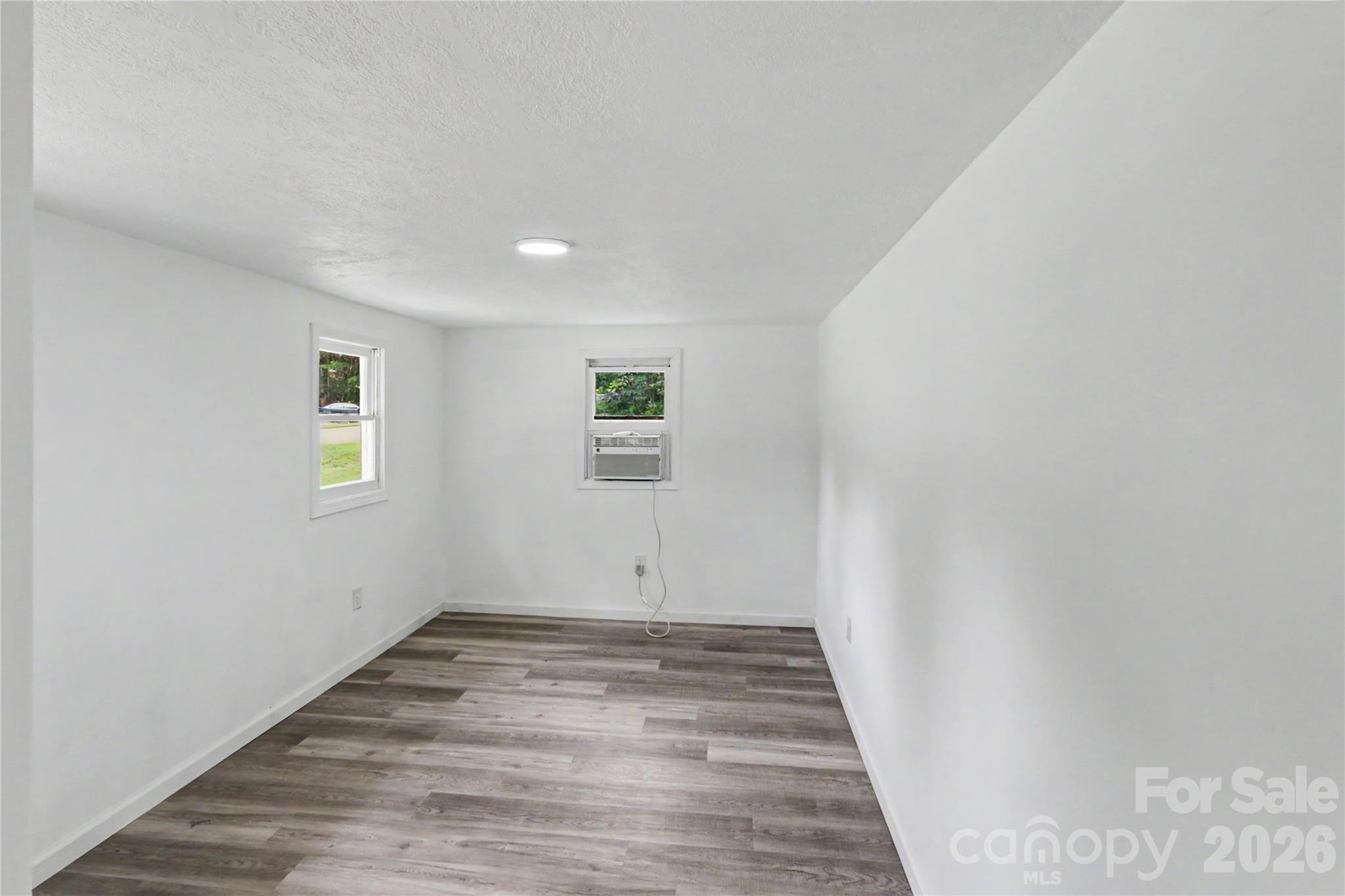 160 Denny Road — Statesville