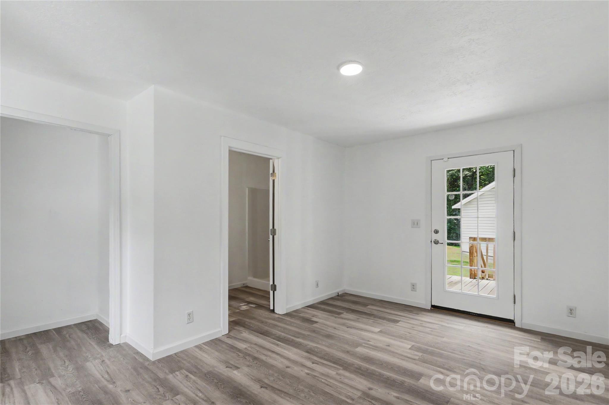 160 Denny Road — Statesville