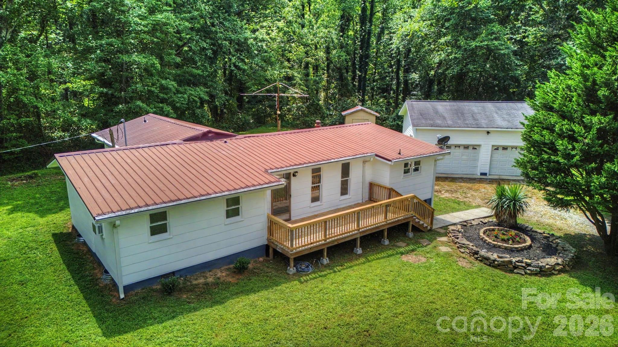 160 Denny Road — Statesville