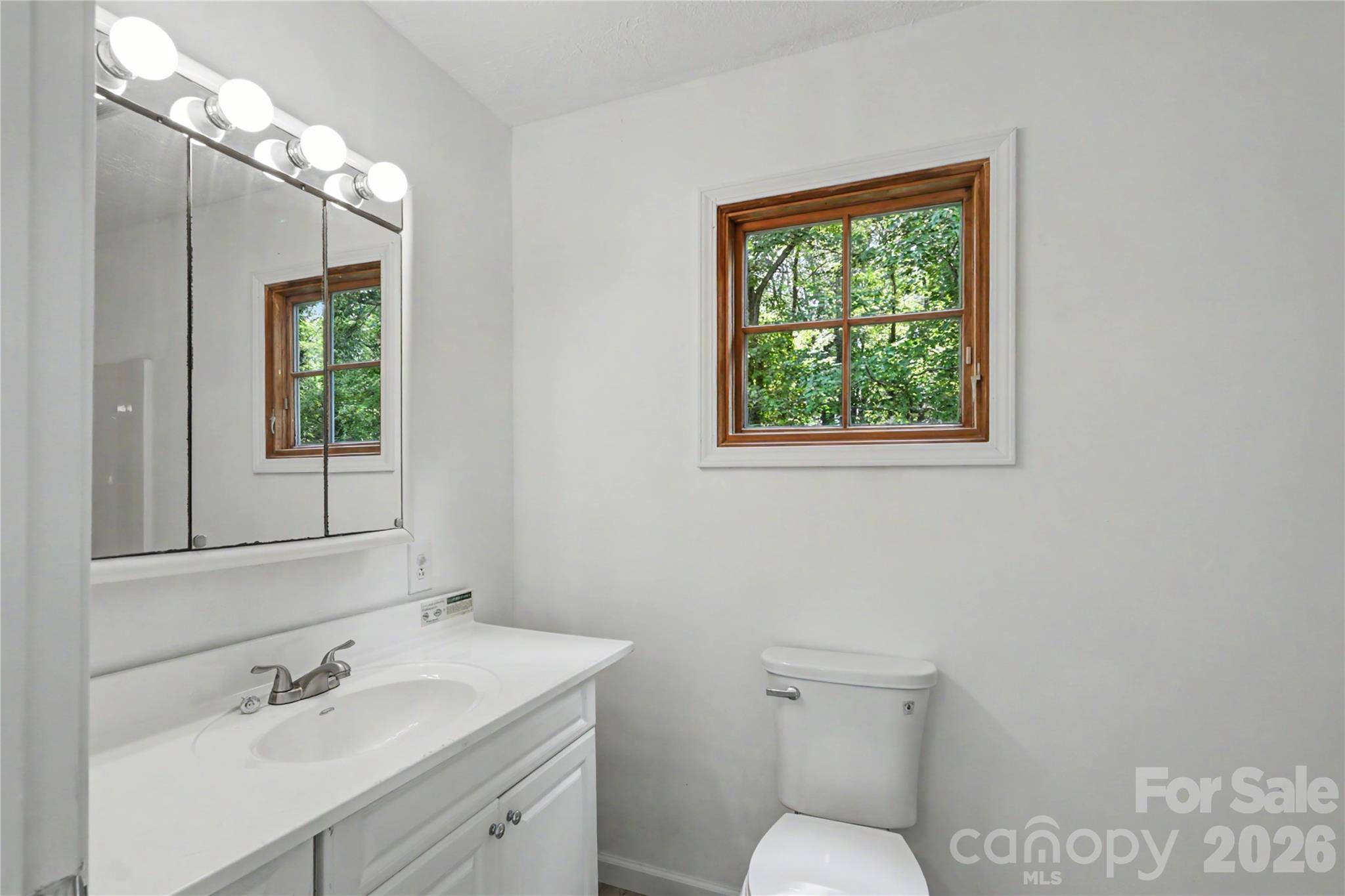 160 Denny Road — Statesville