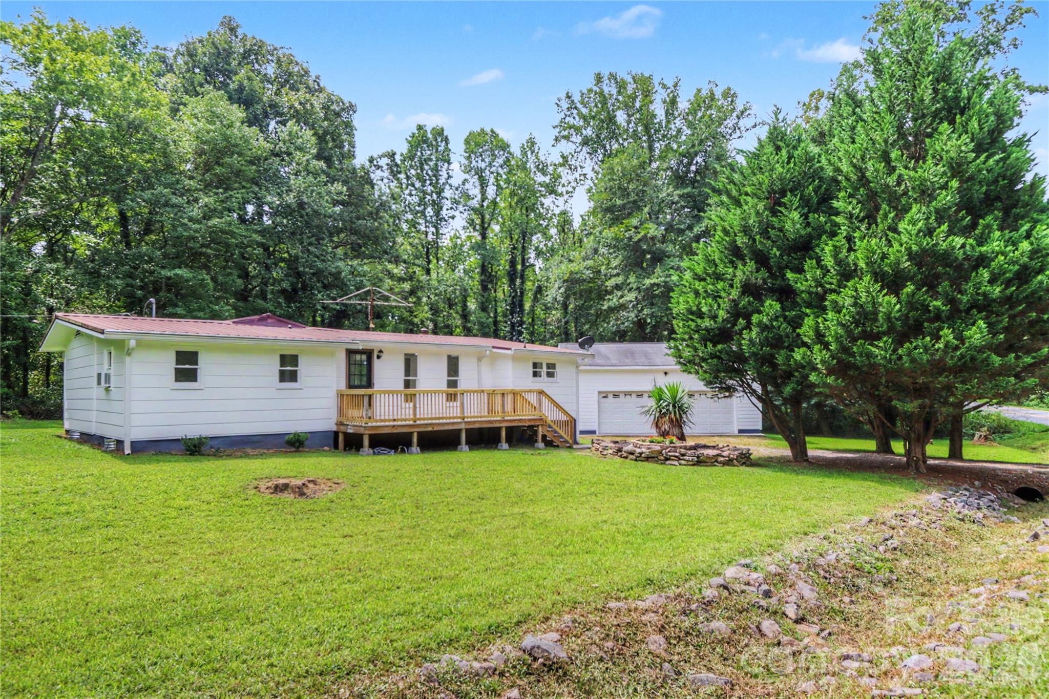 160 Denny Road — Statesville