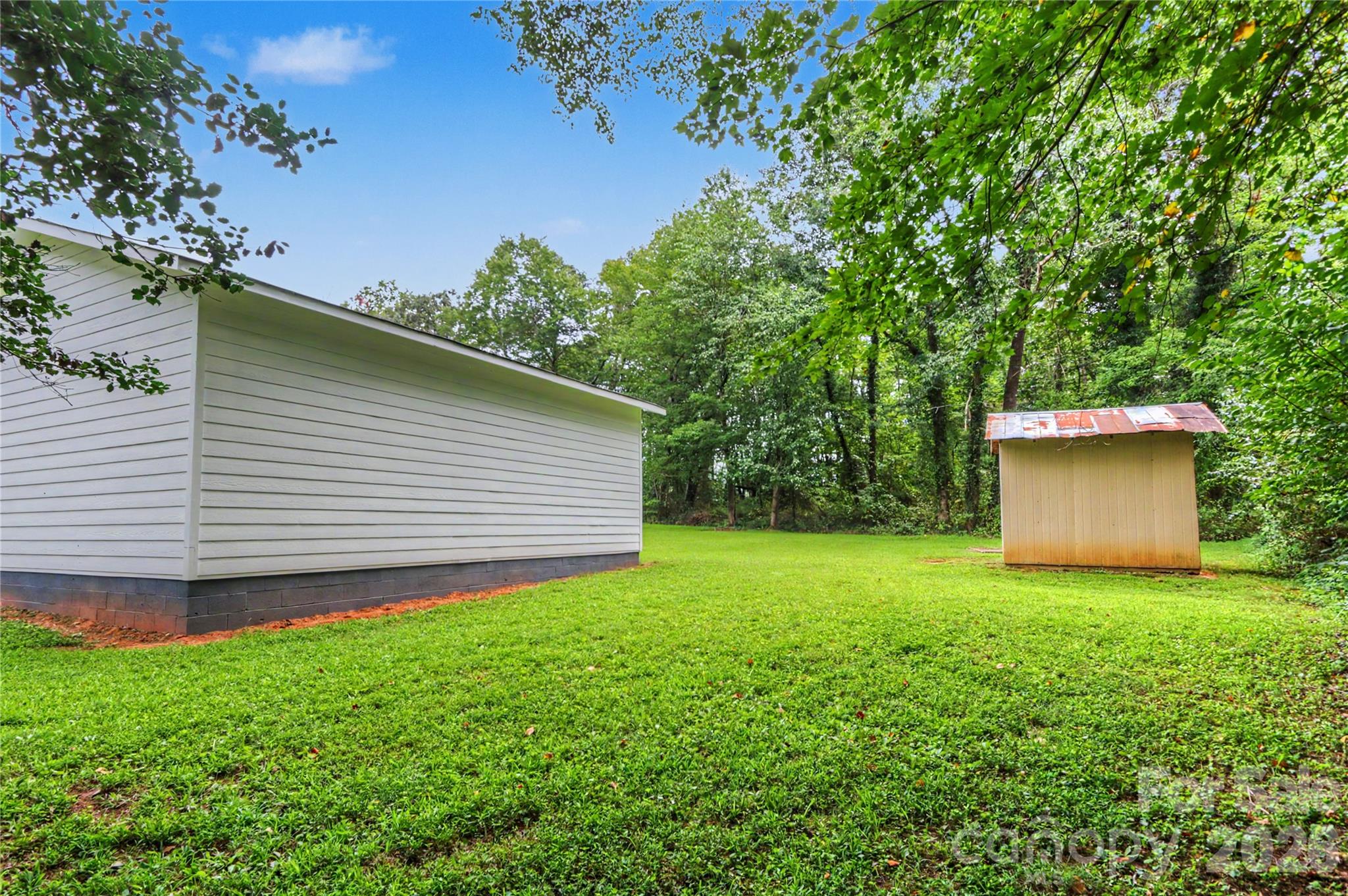 160 Denny Road — Statesville