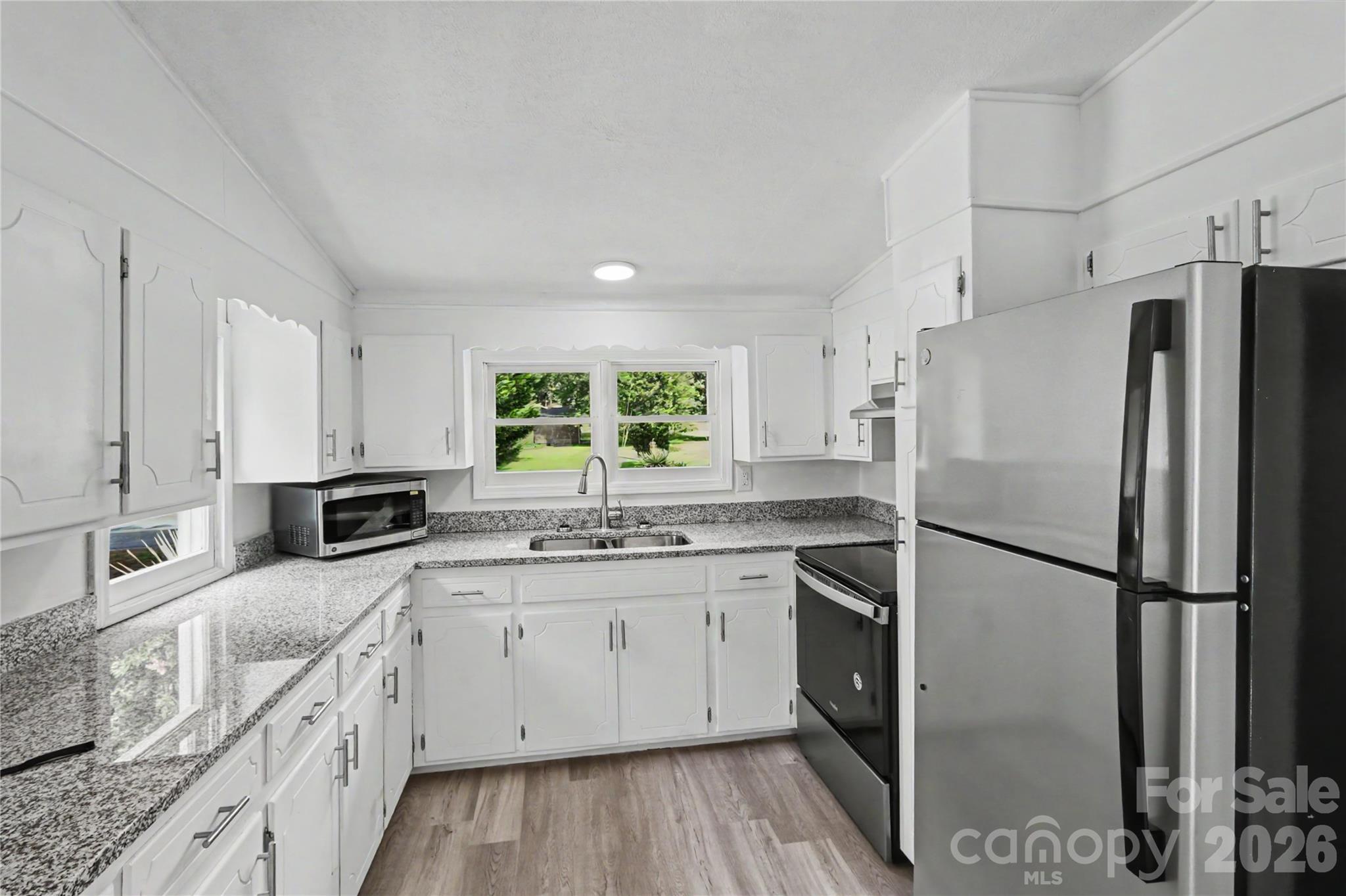 160 Denny Road — Statesville