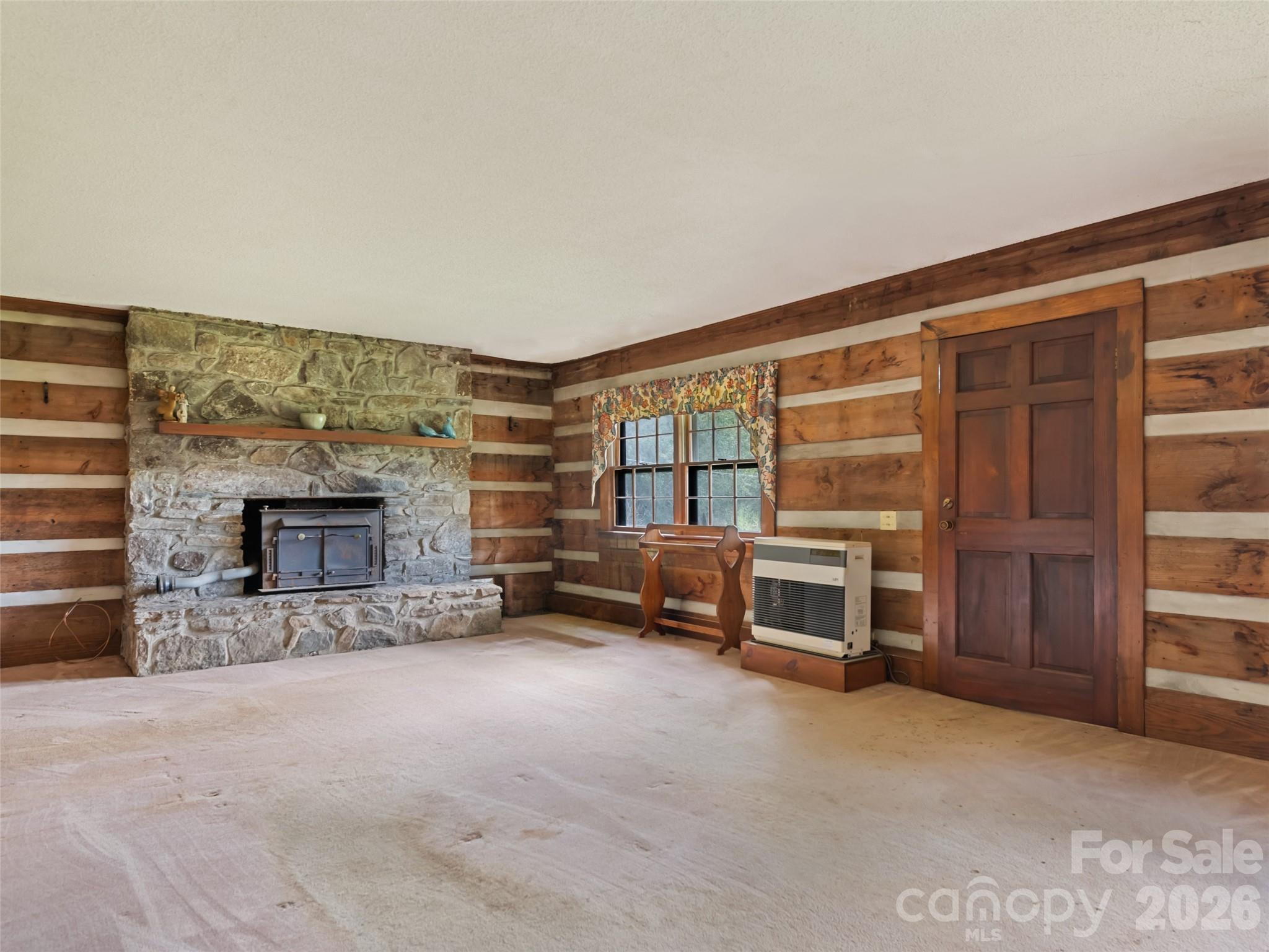 831 Qualla Road — Waynesville