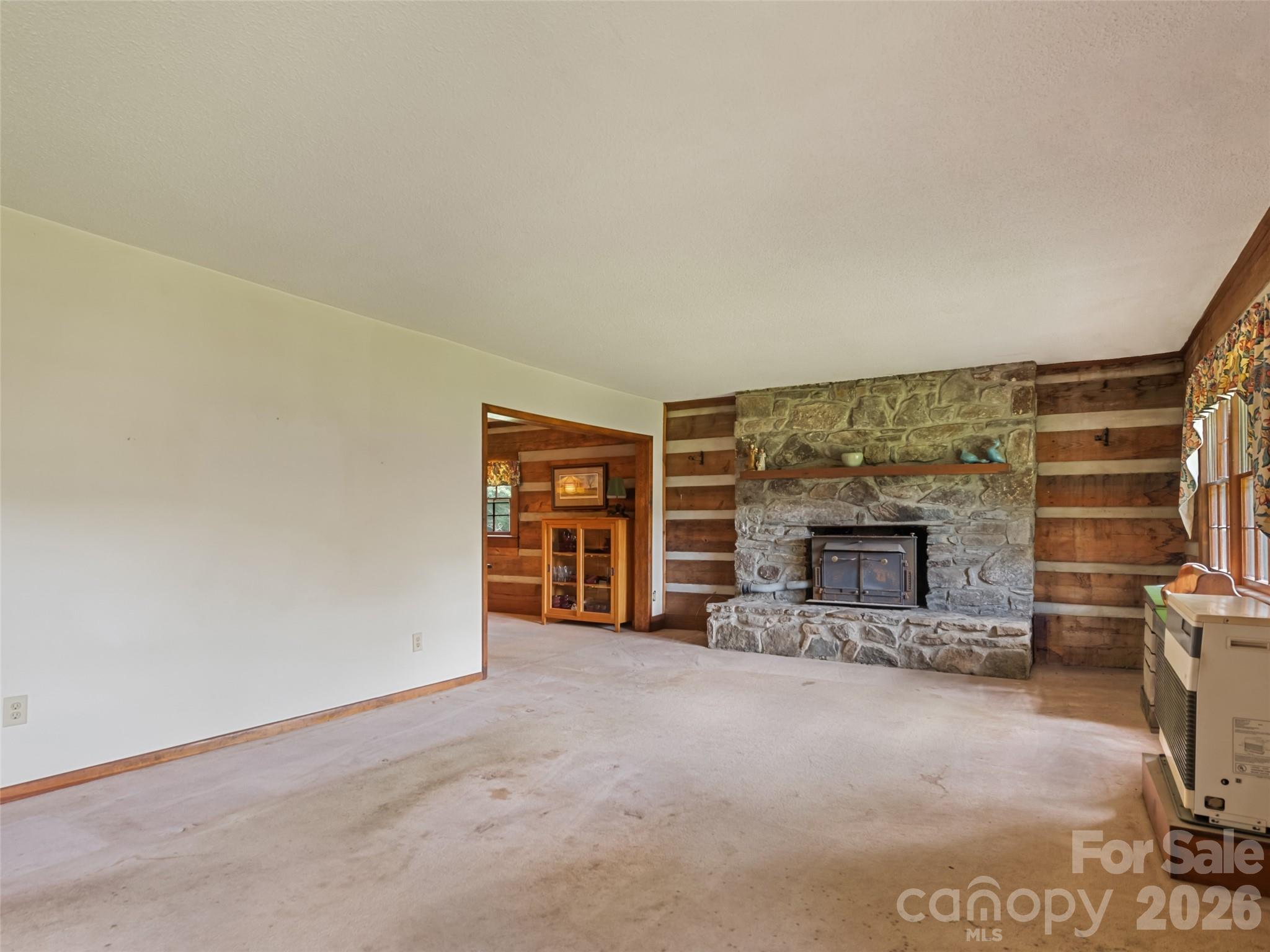 831 Qualla Road — Waynesville