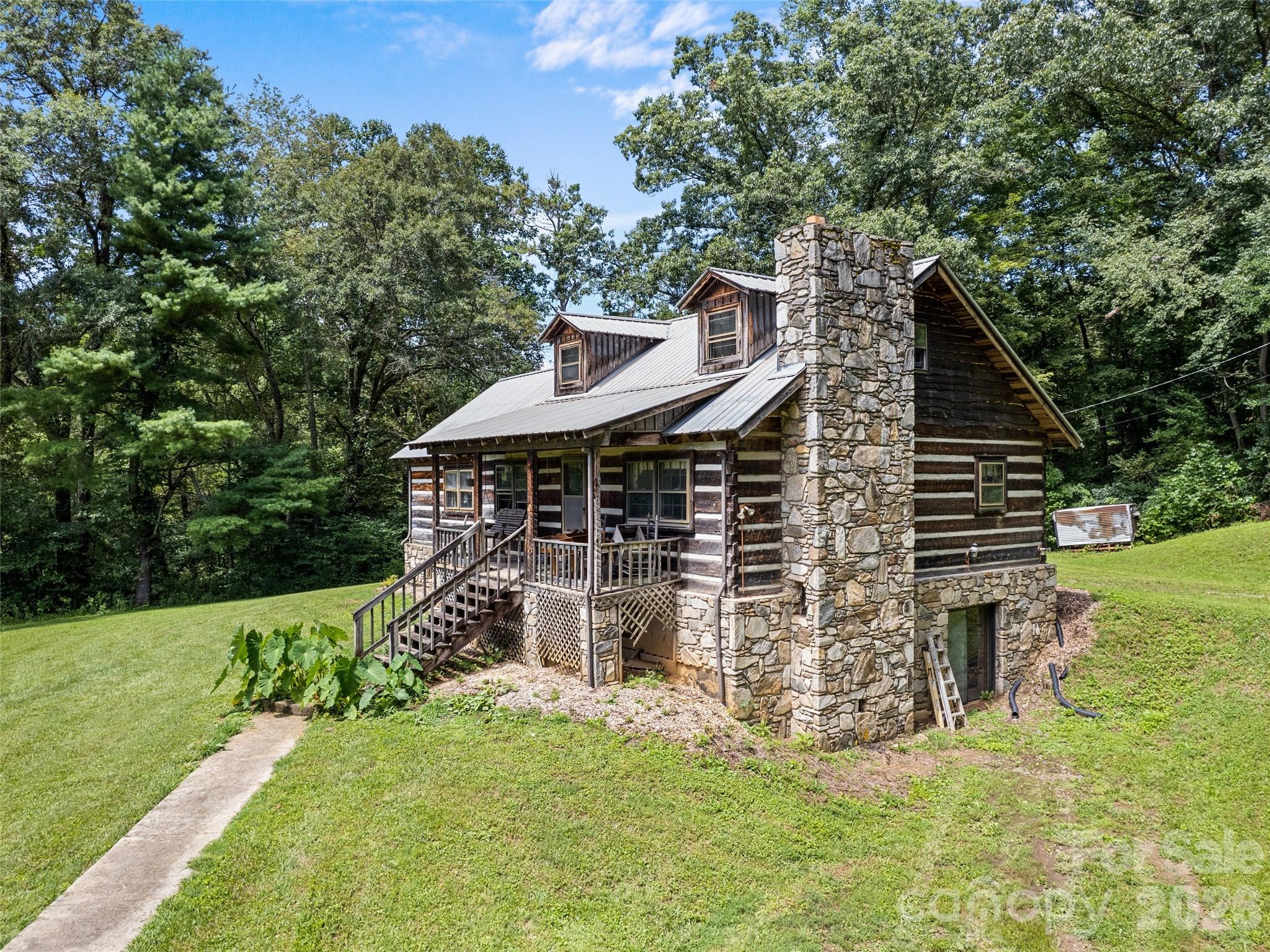 831 Qualla Road — Waynesville