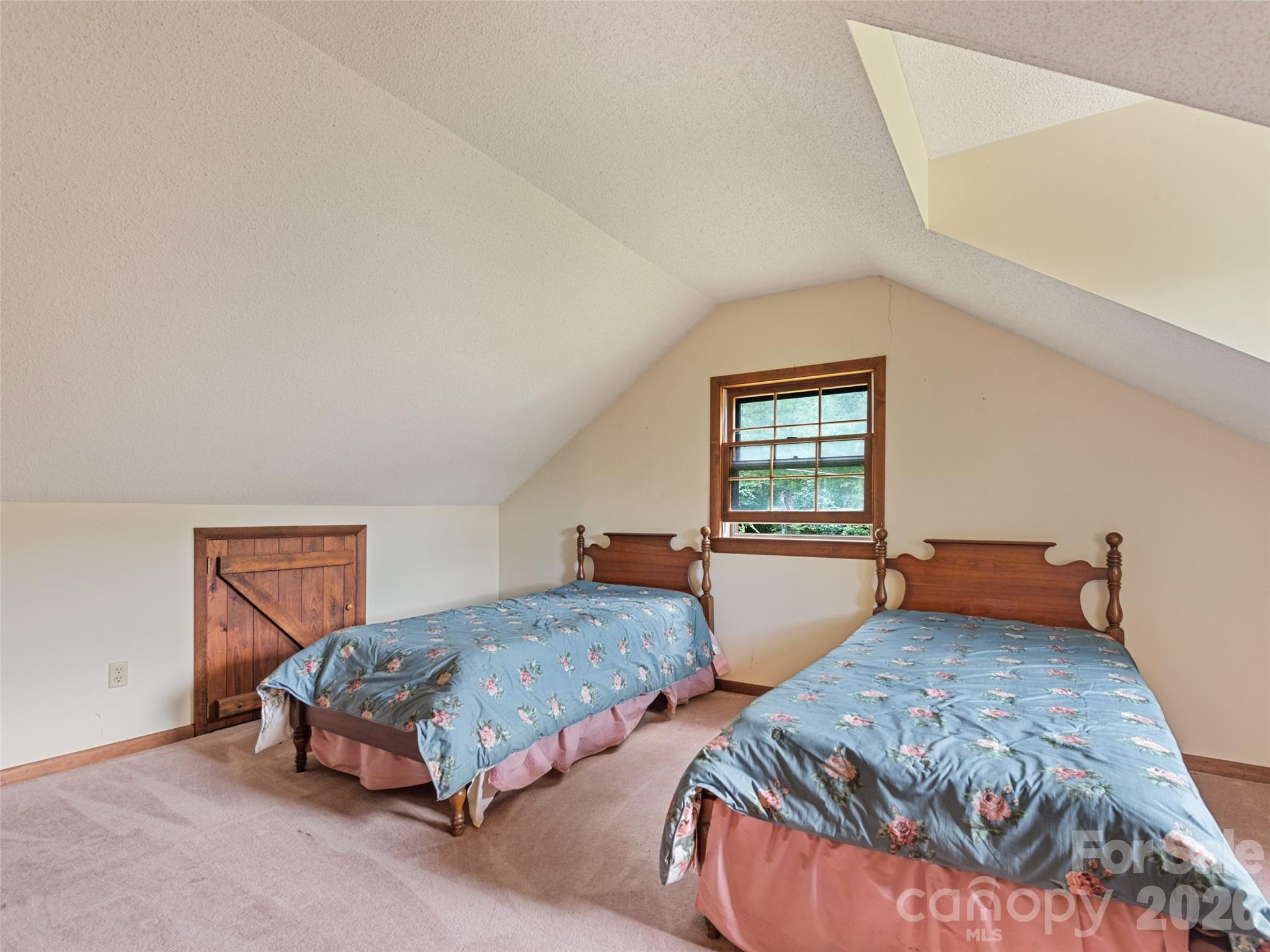 831 Qualla Road — Waynesville