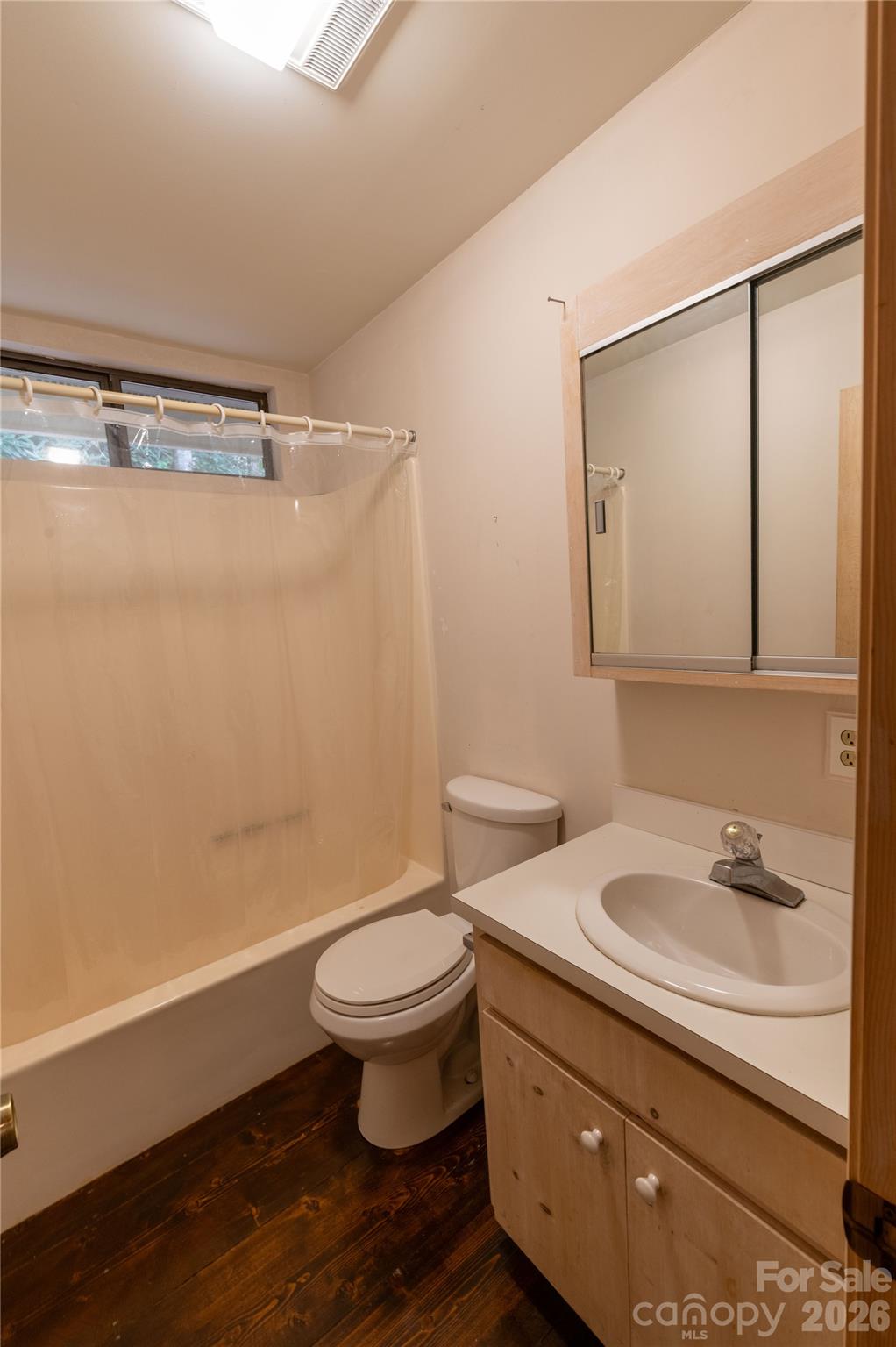 479 Big Ridge Road — Burnsville