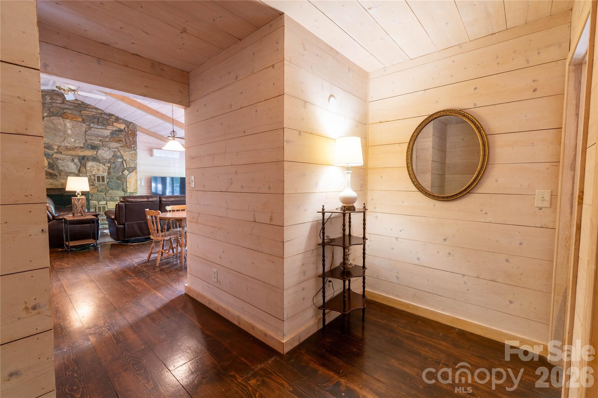 479 Big Ridge Road — Burnsville
