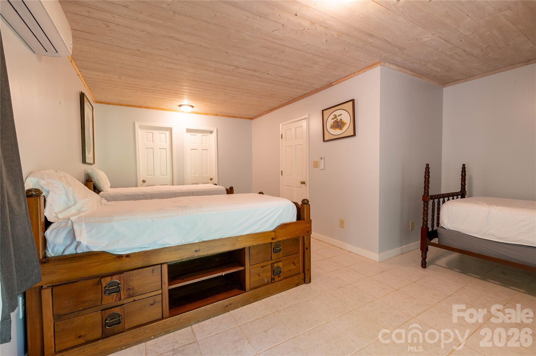 479 Big Ridge Road — Burnsville