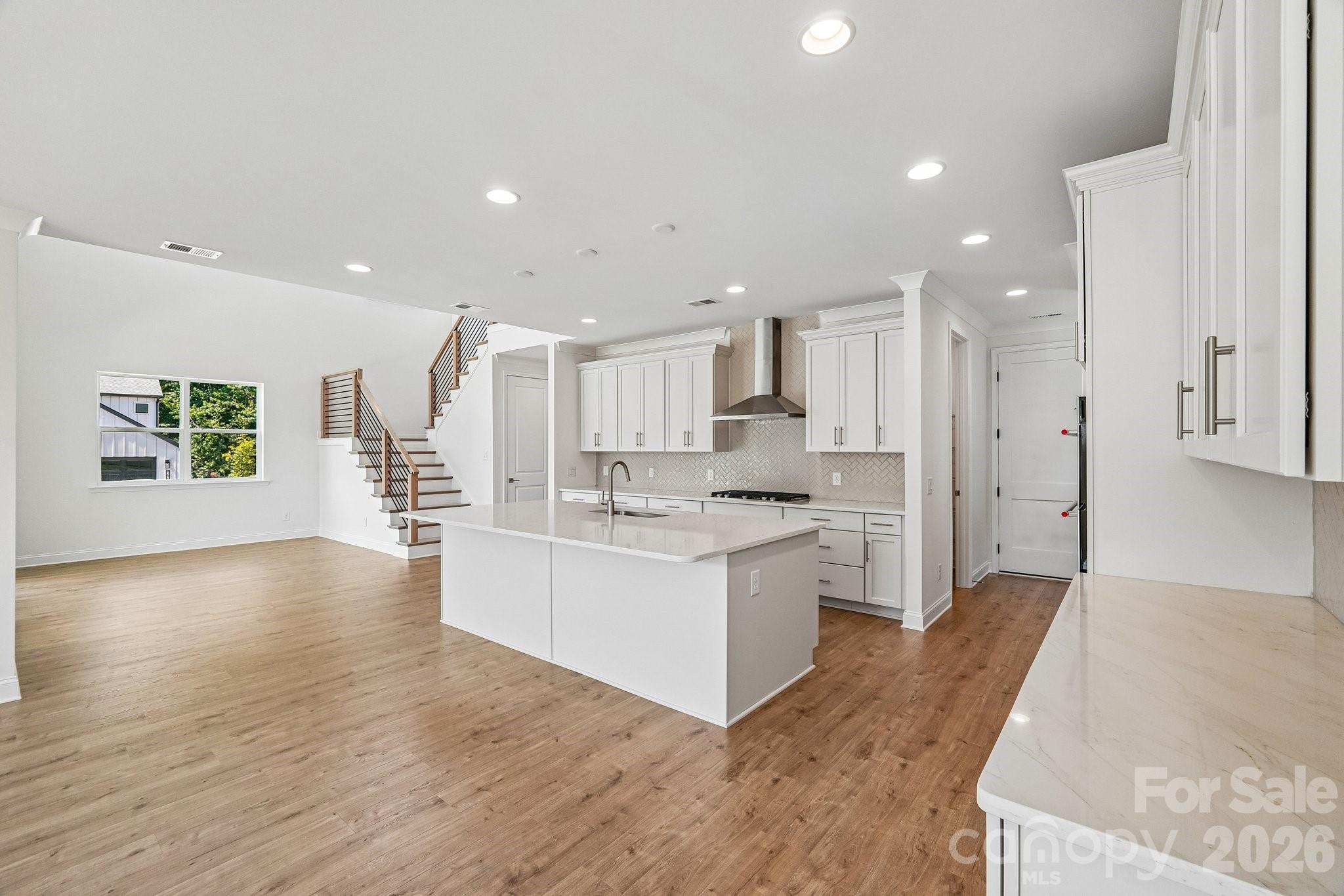 16037 Watts Creek Road — Huntersville
