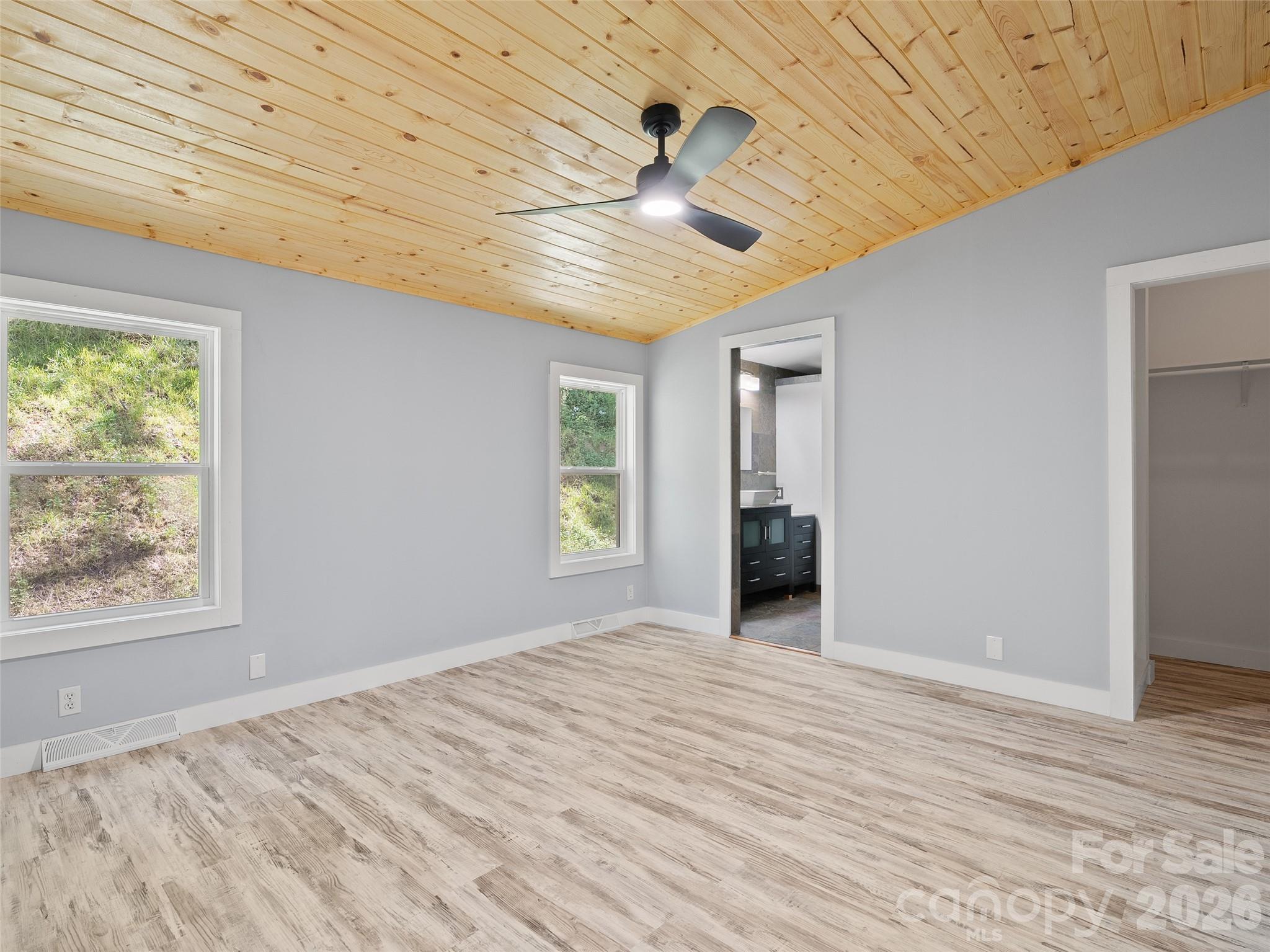 26 Lancelot Loop — Canton