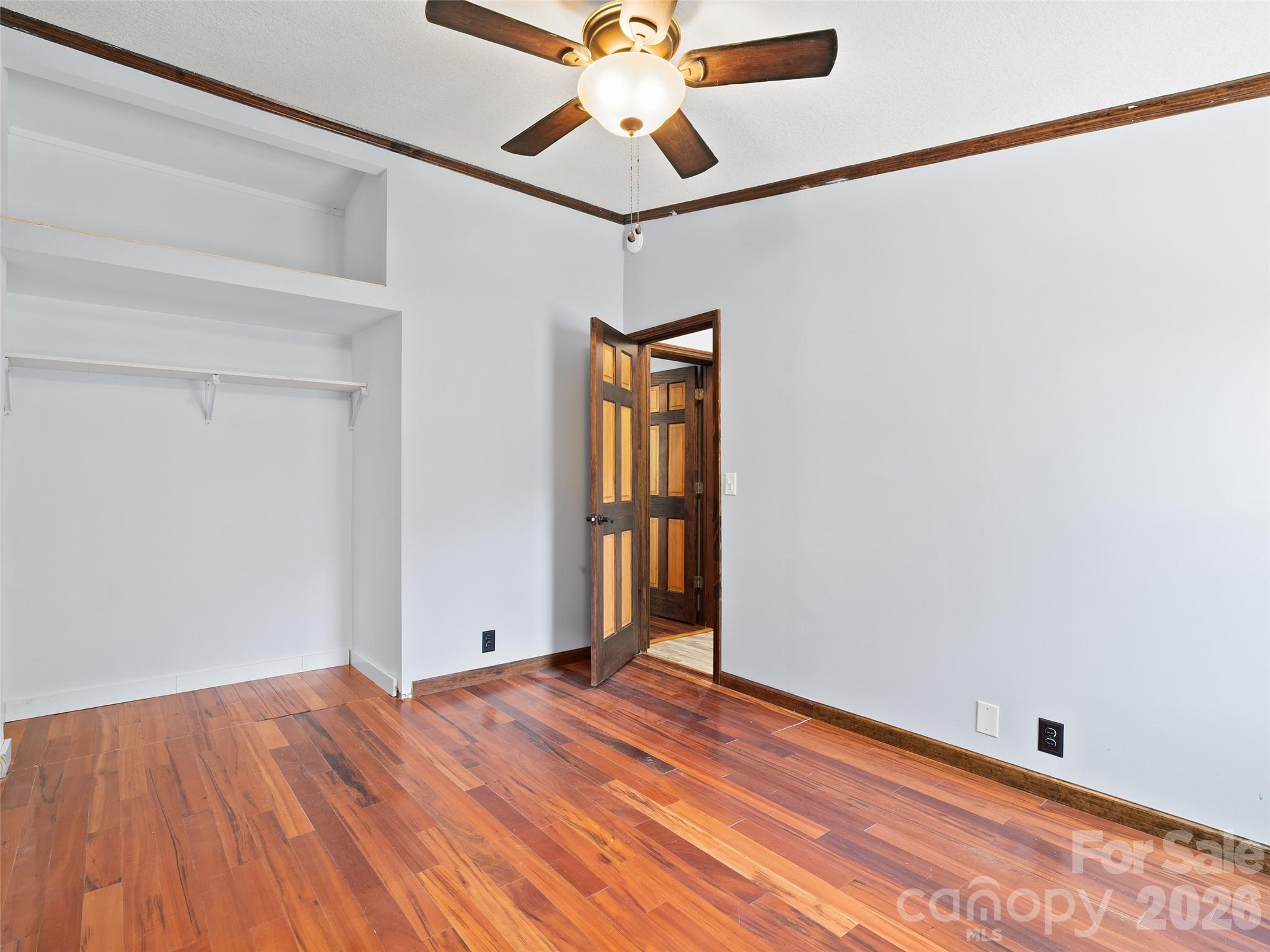 26 Lancelot Loop — Canton