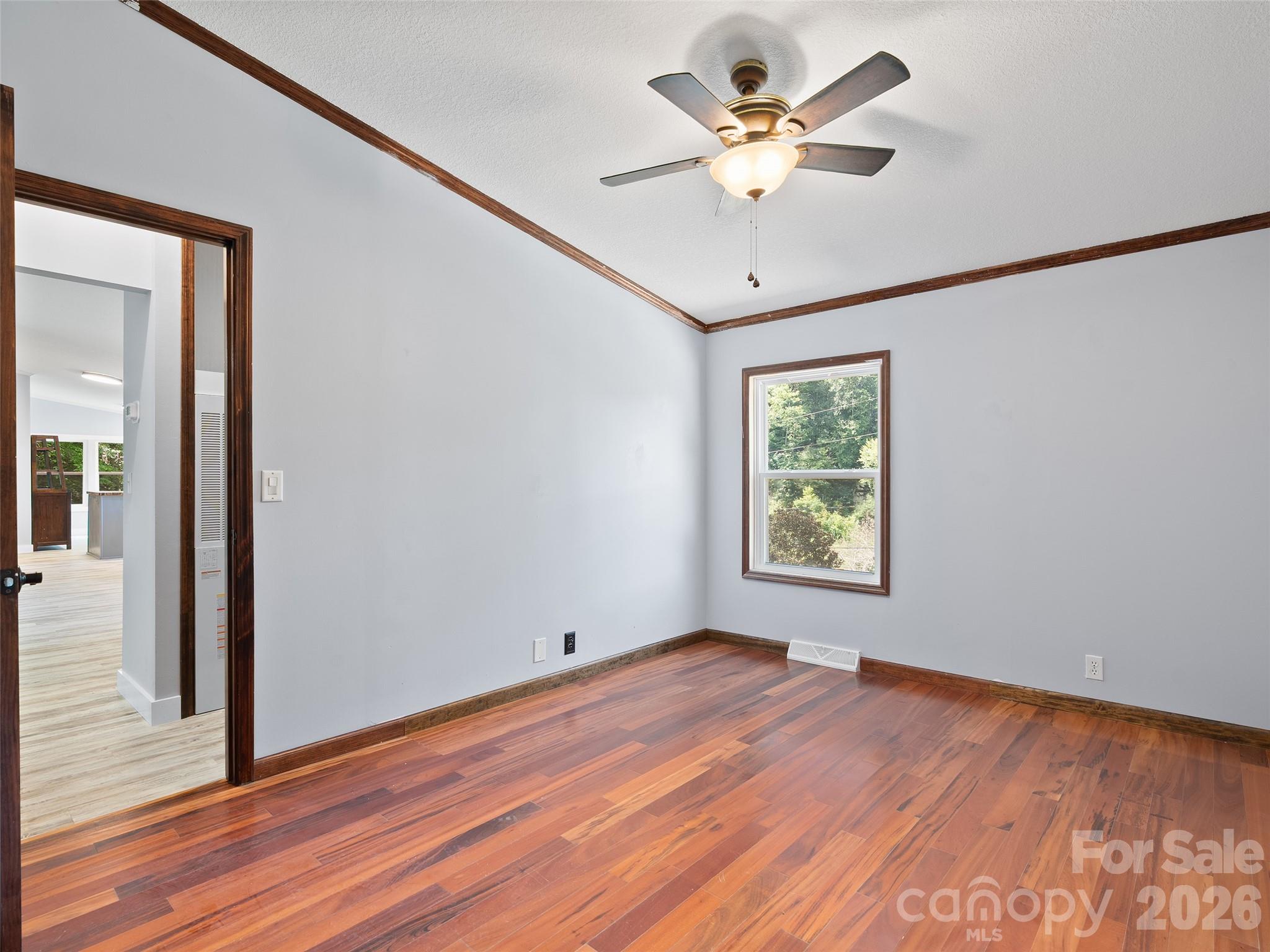 26 Lancelot Loop — Canton