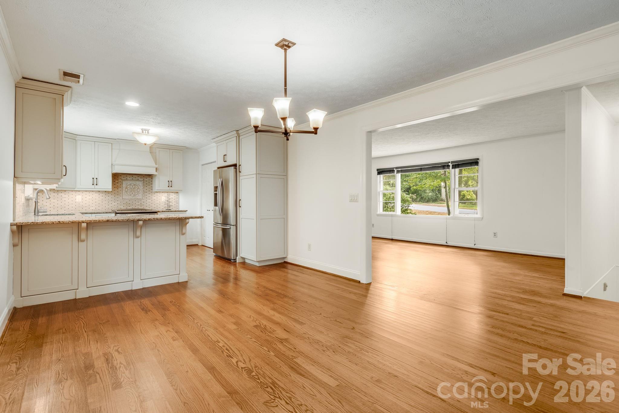 129 Whisperwood Drive — Hendersonville