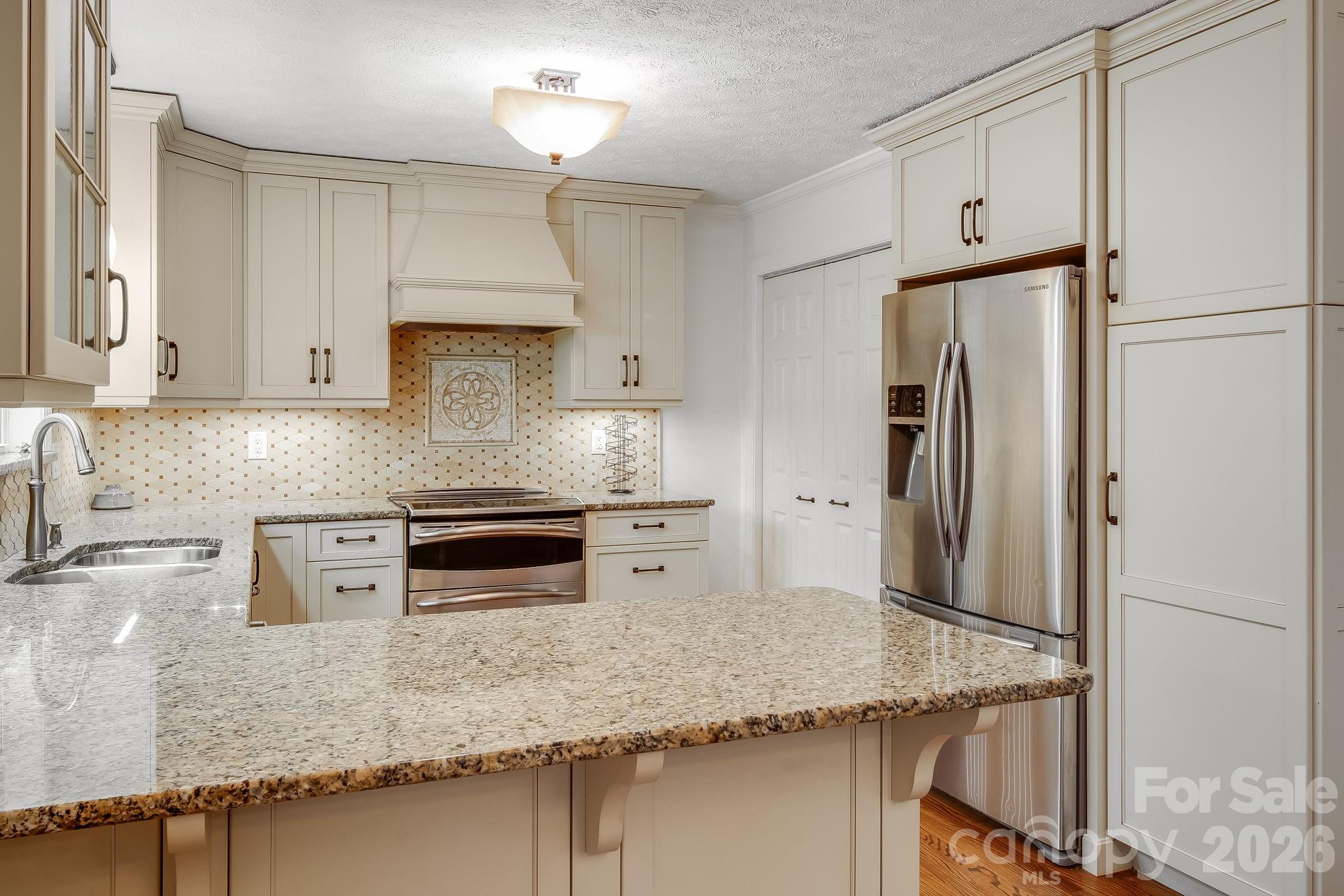 129 Whisperwood Drive — Hendersonville