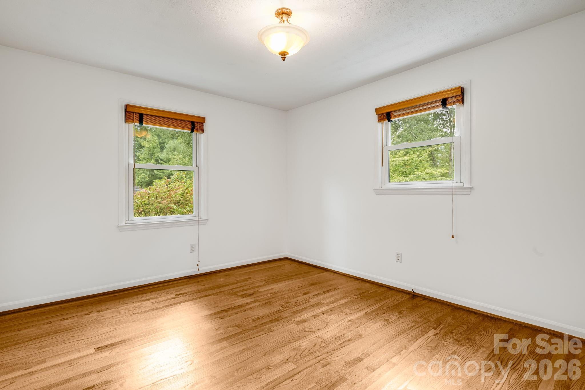 129 Whisperwood Drive — Hendersonville