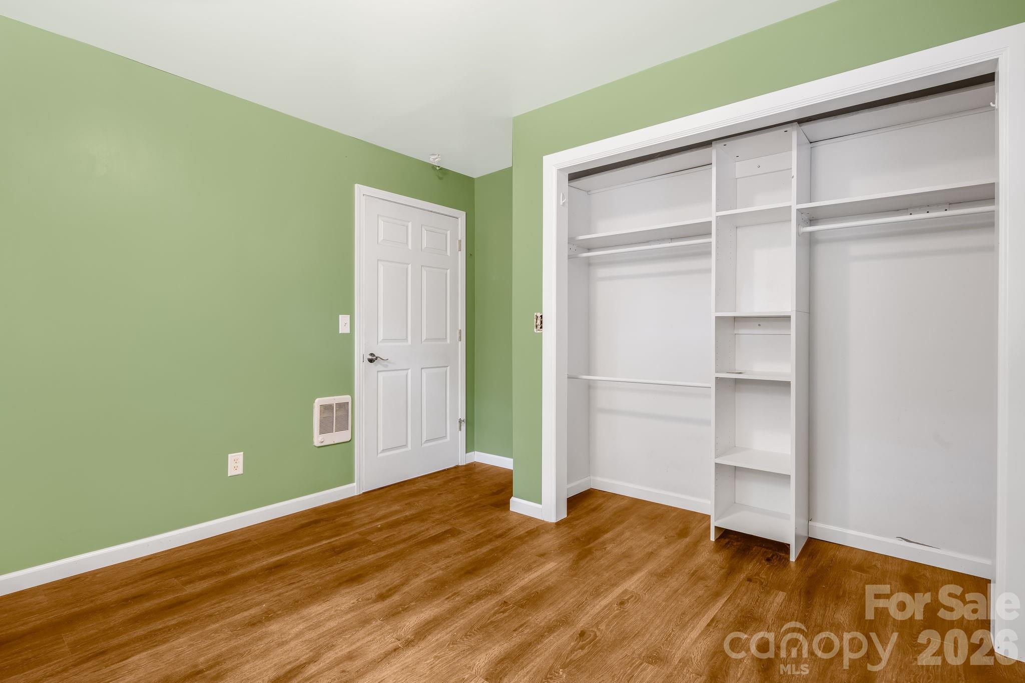 129 Whisperwood Drive — Hendersonville