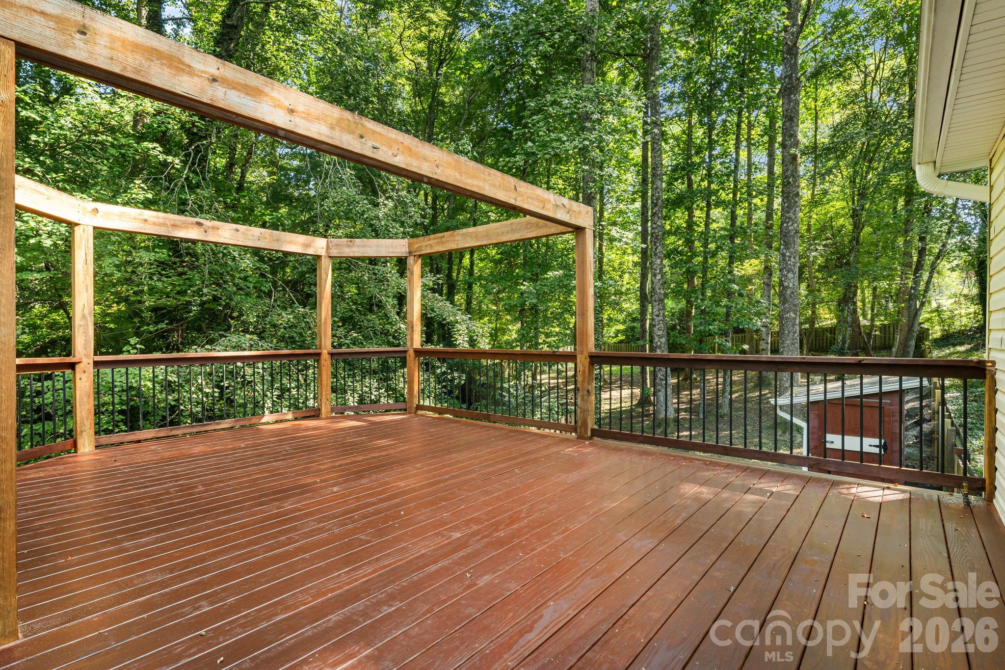 129 Whisperwood Drive — Hendersonville