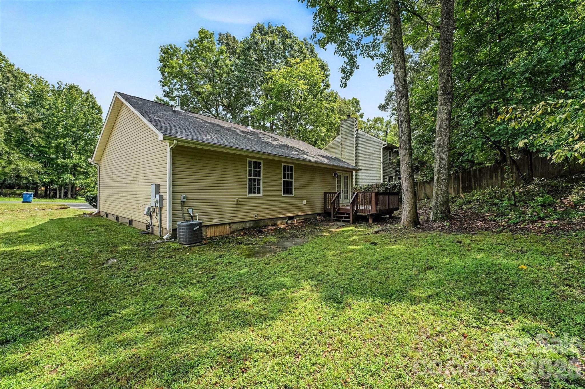 10104 Rockwood Road — Charlotte