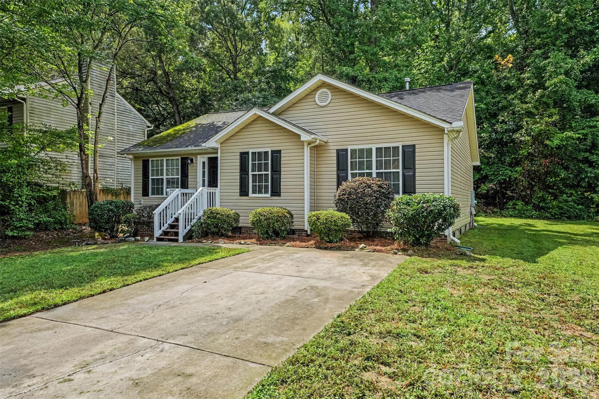 10104 Rockwood Road — Charlotte