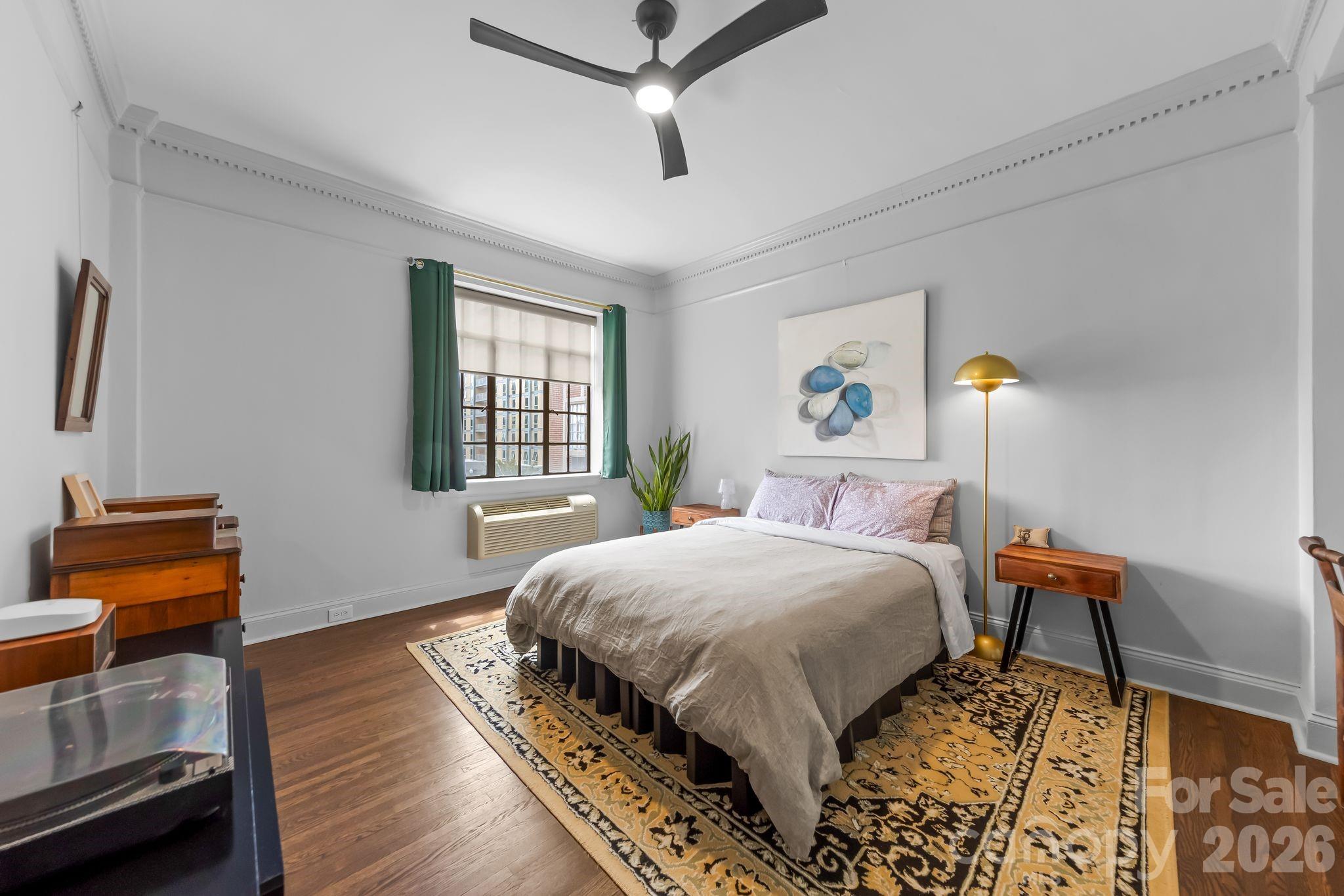 301 W 10th Street #407 — Charlotte