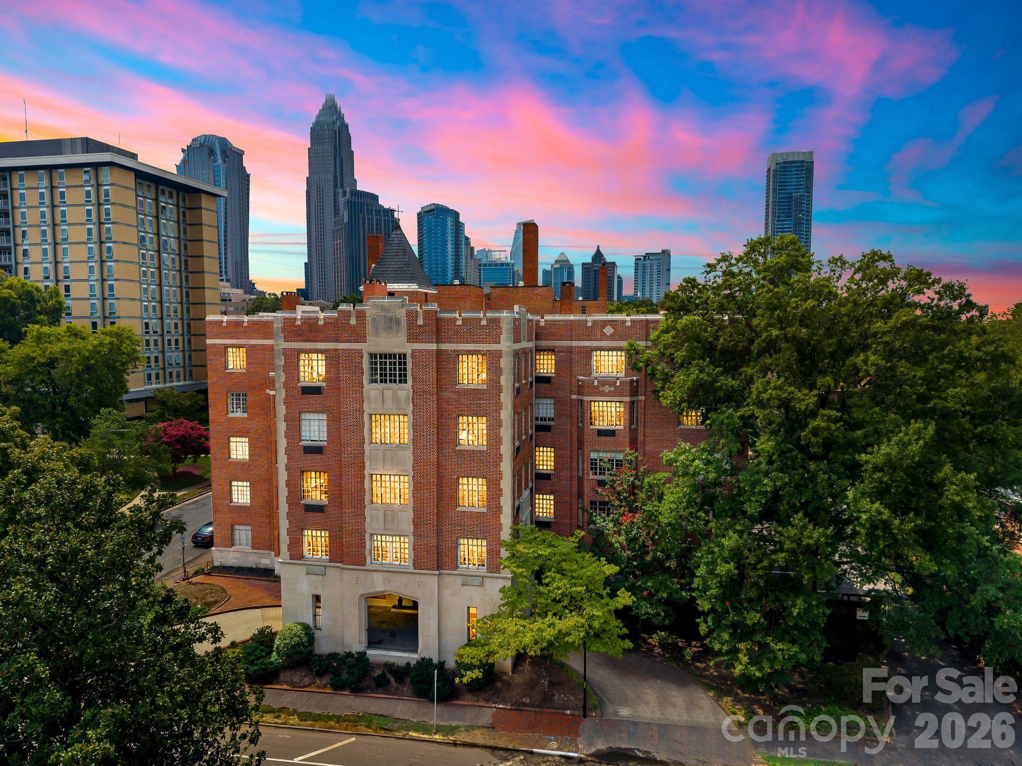301 W 10th Street #407 — Charlotte