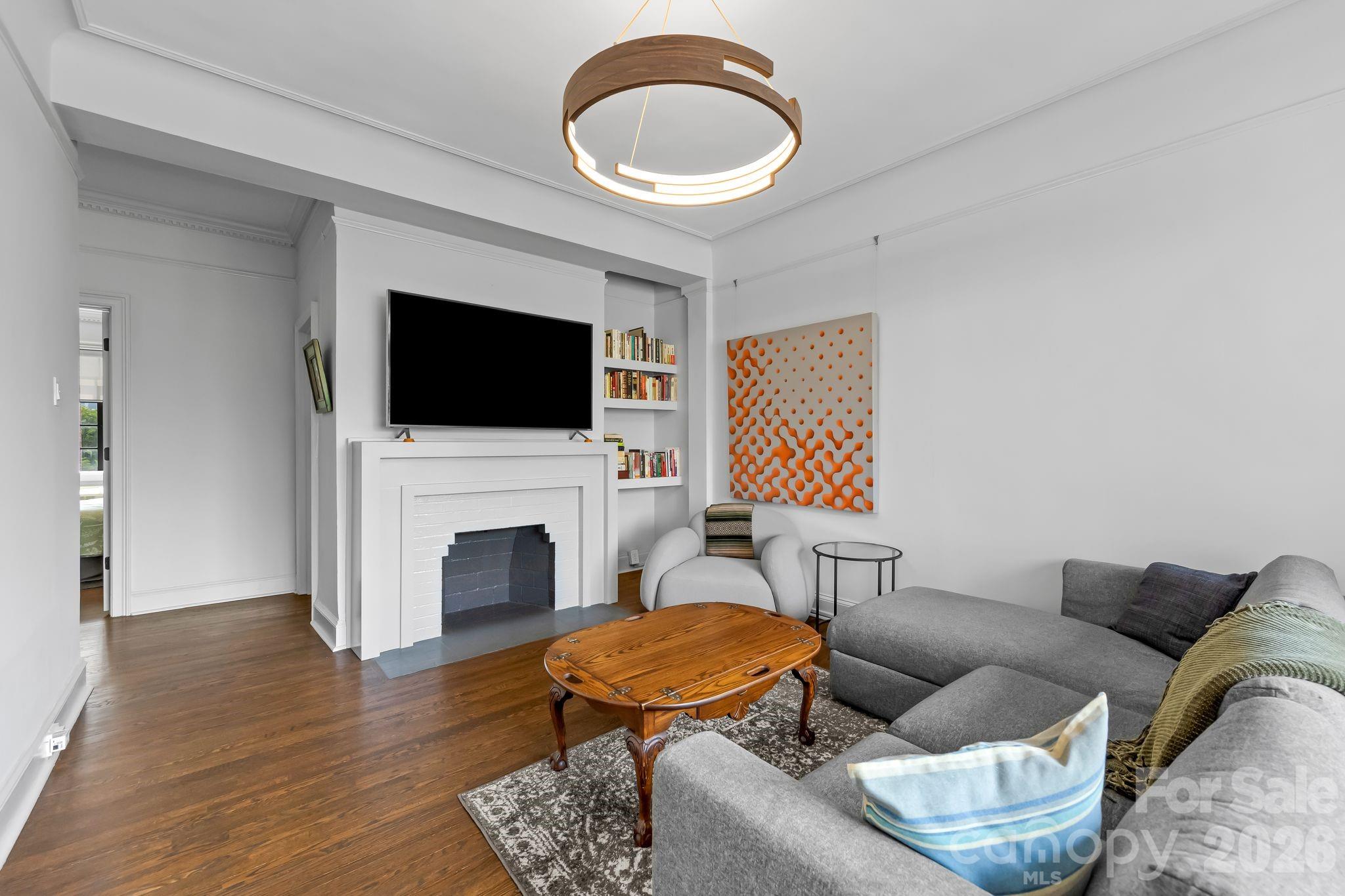 301 W 10th Street #407 — Charlotte