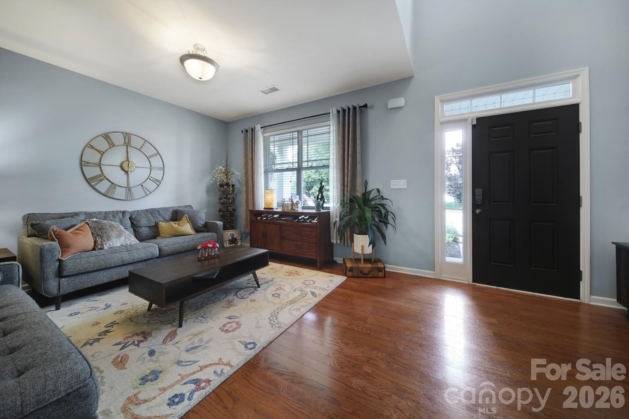 222 Juanita Drive — Pineville