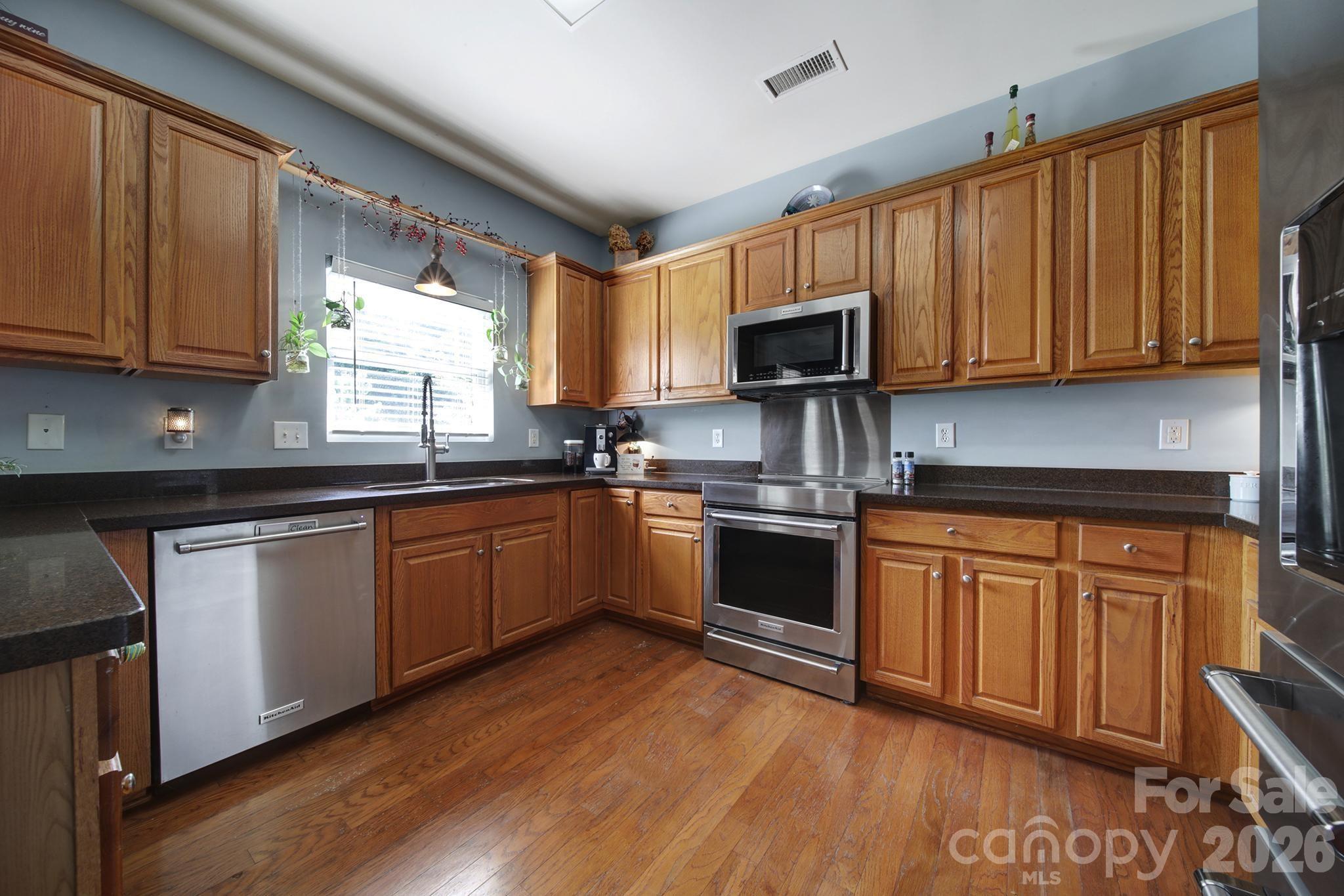 222 Juanita Drive — Pineville