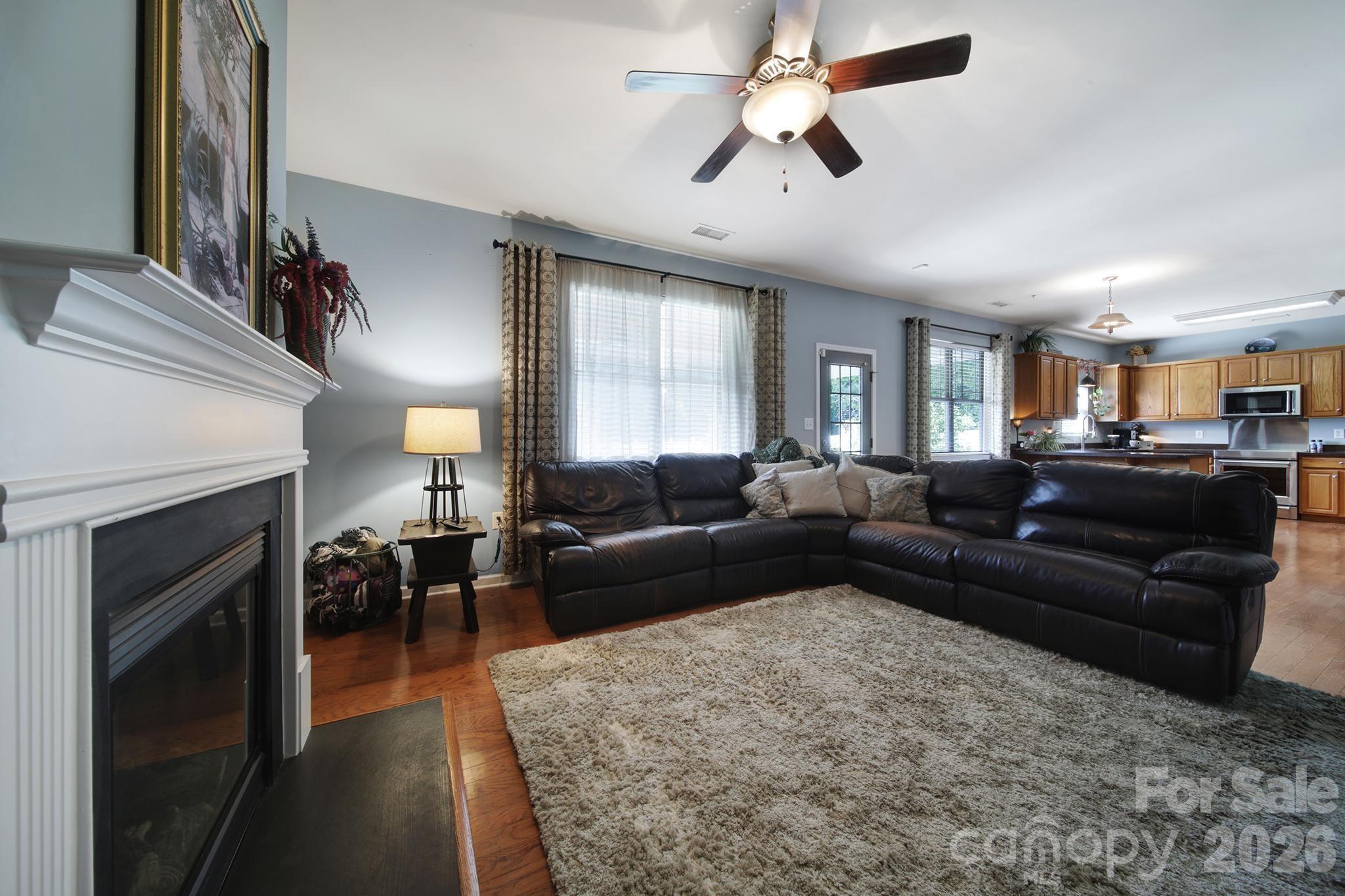 222 Juanita Drive — Pineville