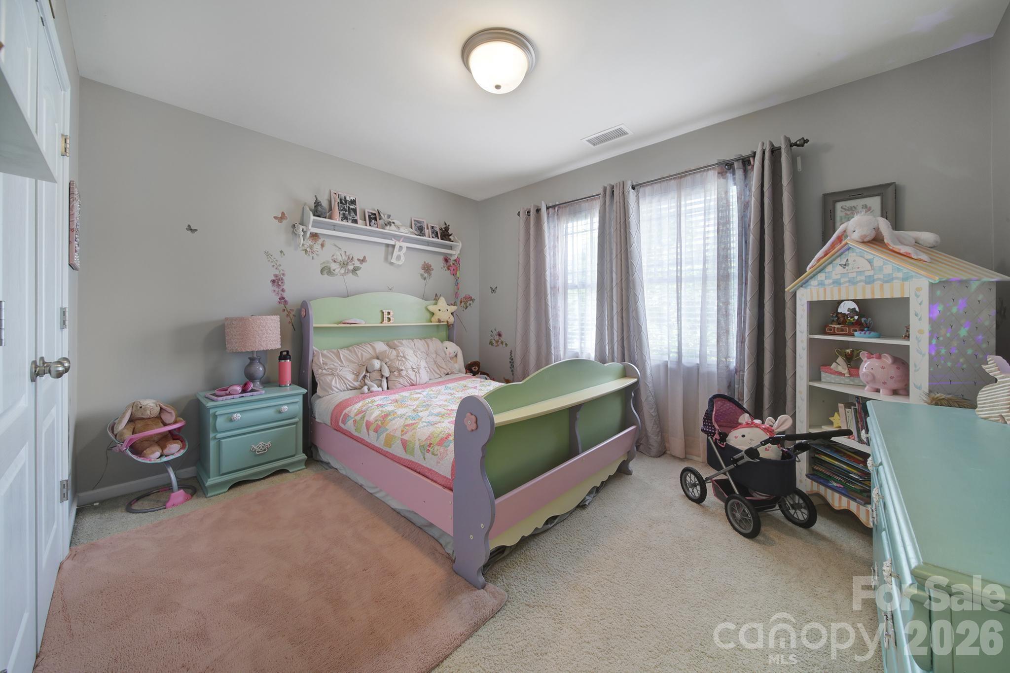 222 Juanita Drive — Pineville
