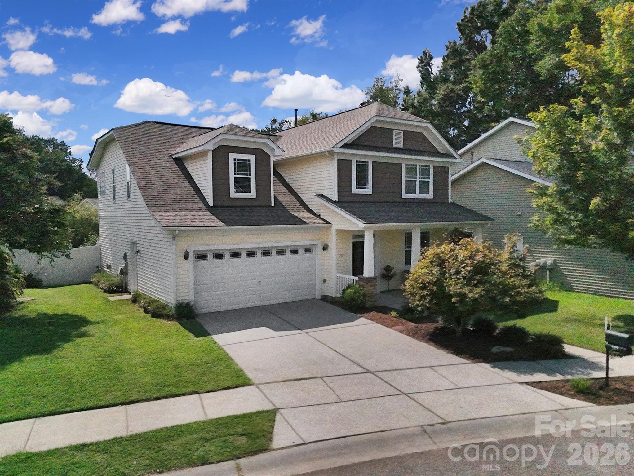 222 Juanita Drive — Pineville
