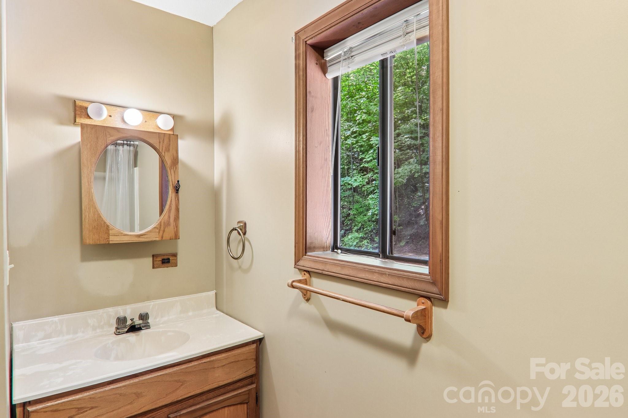 21 Wild Bird Lane — Maggie Valley